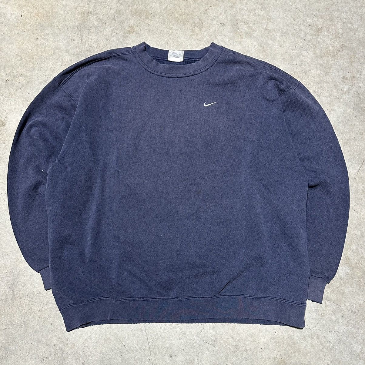 Nike × Vintage Vintage 90s Nike Crewneck size XL in Men Size US XL / EU 56 / 4 - 1 Thumbnail