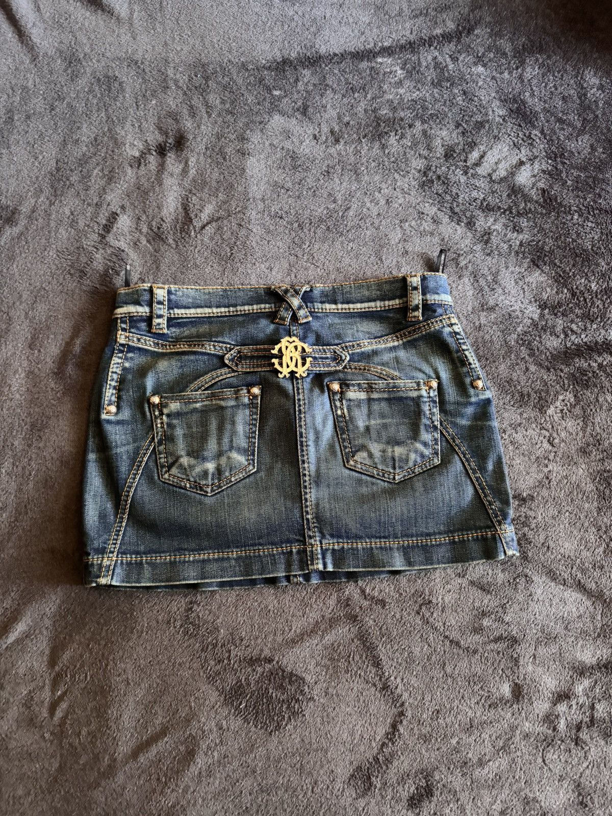 Roberto Cavalli Roberto cavalli vintage mini skirt y2k avant-garde Size 27" / US 4 / IT 40 - 14 Thumbnail