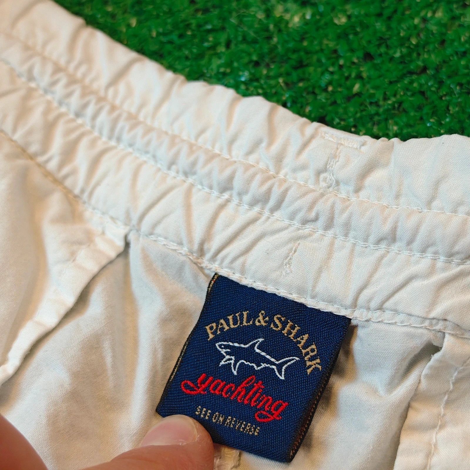 Paul & Shark Vintage Paul & Shark Shorts Mens 44 (W40) white embroidered Size US 44 / EU 60 - 4 Thumbnail