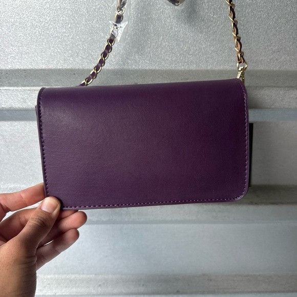 Badgley Mischka NWT BADGLEY MISCHKA PLUM DEBOSSED LOGO CROSSBODY Size ONE SIZE - 6 Thumbnail