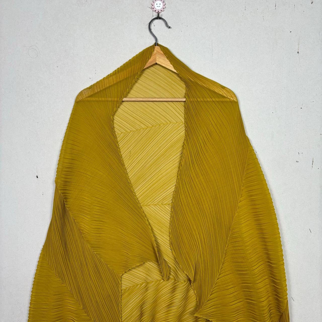 Pleats Please Issey Miyake Issey Miyake Pleats Please Mustard Yellow Cape Shawl OS Size ONE SIZE - 3 Thumbnail
