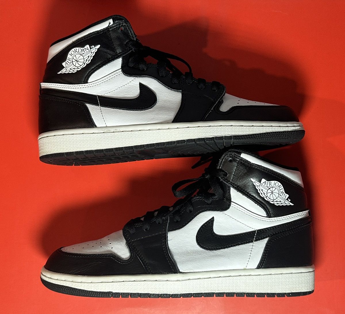 Jordan Brand Size 9.5 - Air Jordan 1 Retro OG 2014 High Black White Size US 9.5 / EU 42-43 - 2 Thumbnail
