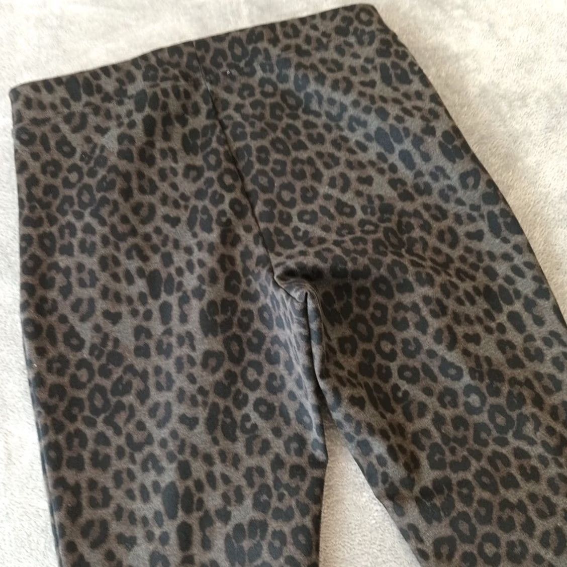 Calvin Klein Calvin Klein Ankle Pants Womens Medium Black Gray Animal Print Pull On Skinny Size 32" / US 10 / IT 46 - 7 Thumbnail