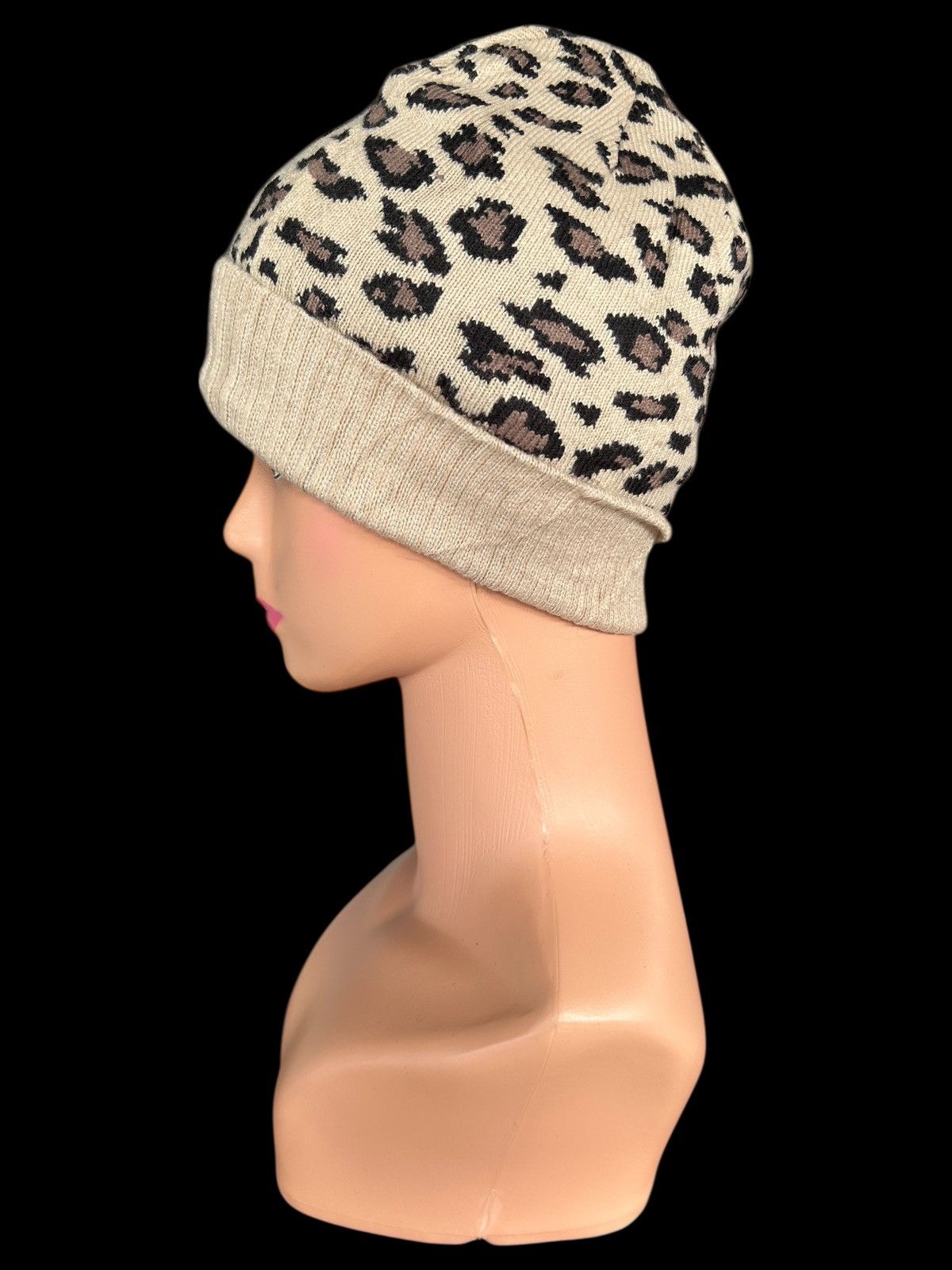 PERSIMMON-DYED DIVISOR HAT – VUJA DÉ