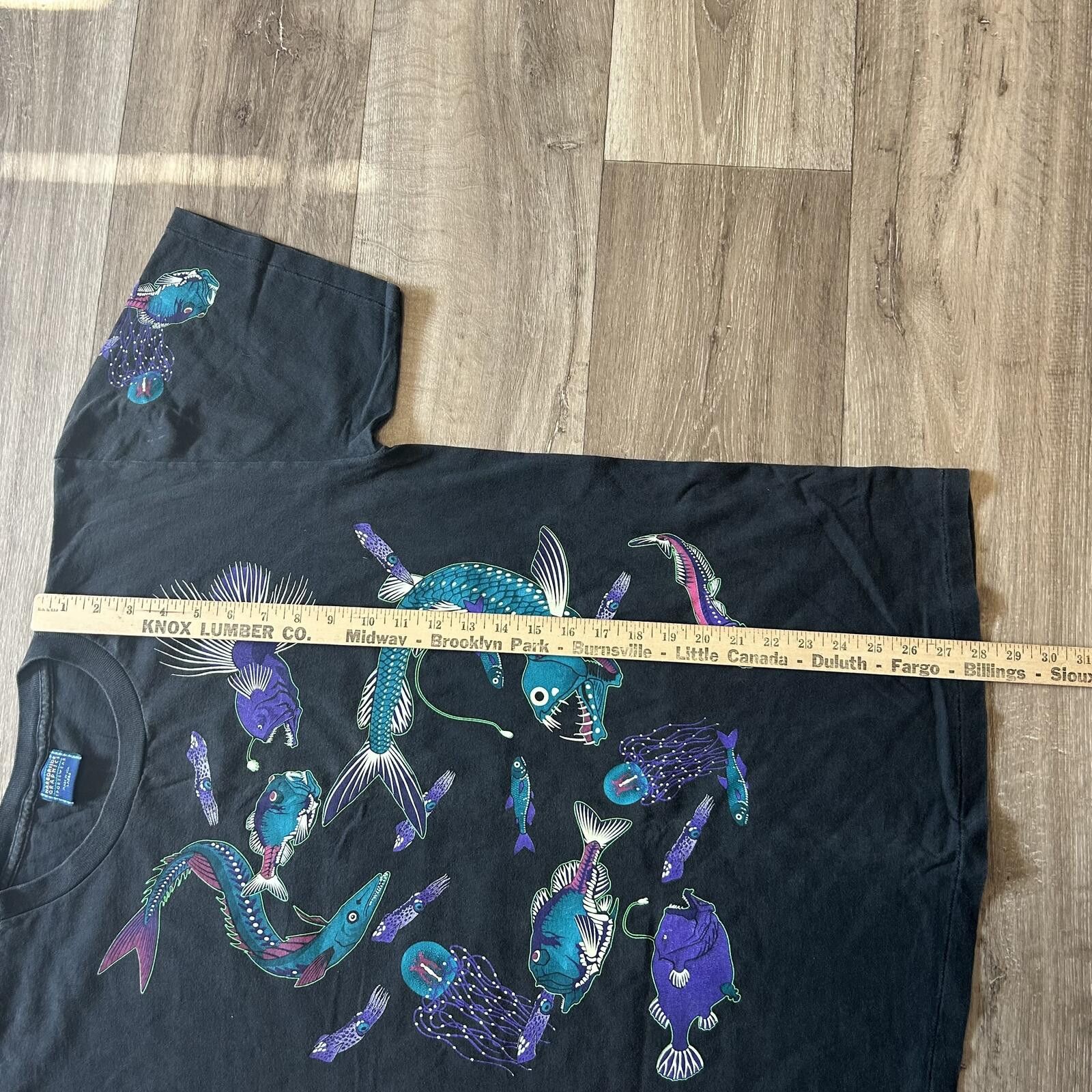 Unknown London Vintage 90’s Deep Sea Creatures Fish Aop Graphic t shirt Size ONE SIZE - 7 Thumbnail