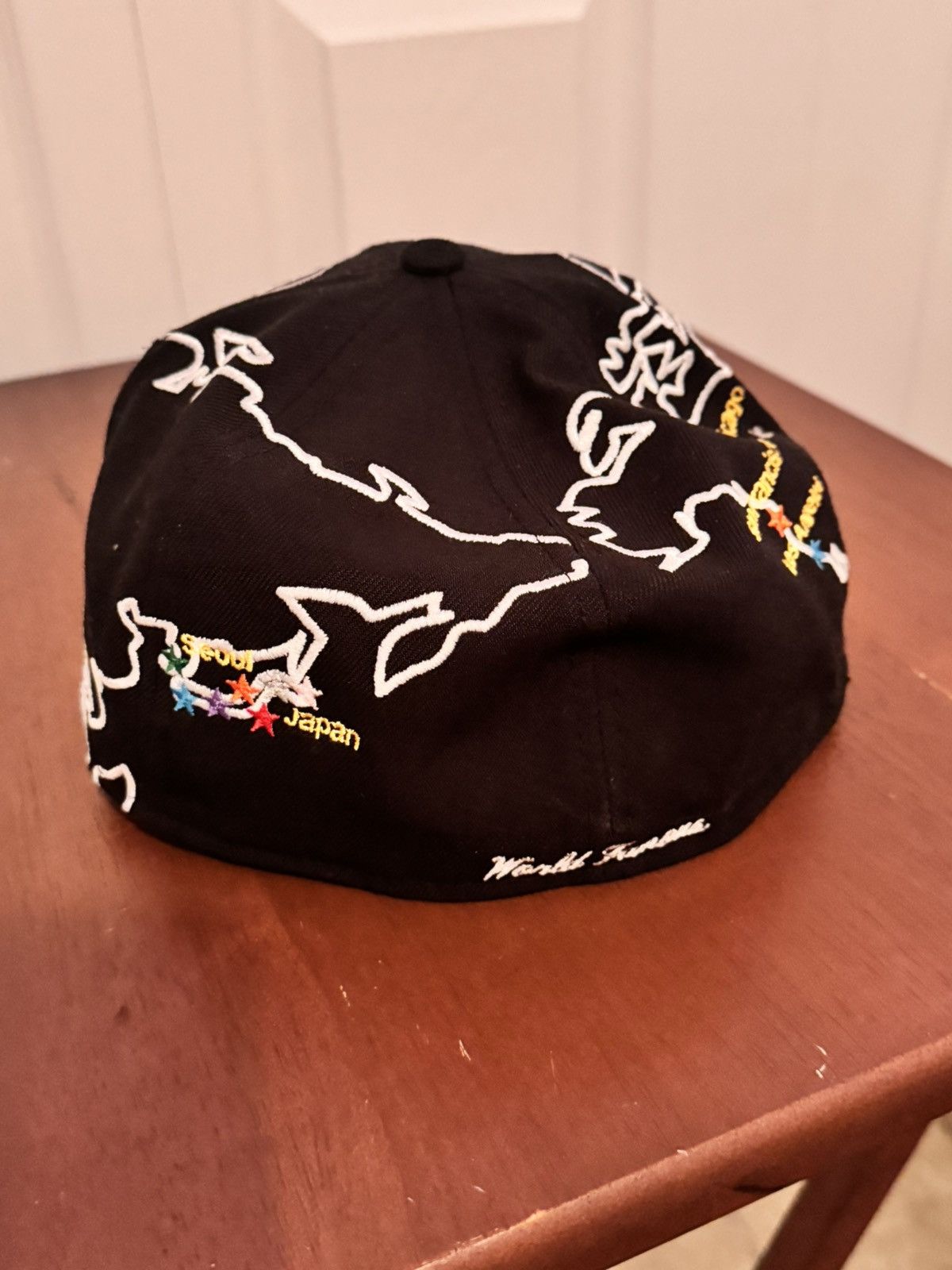 Supreme Supreme Worldwide Fitted Size ONE SIZE - 2 Thumbnail