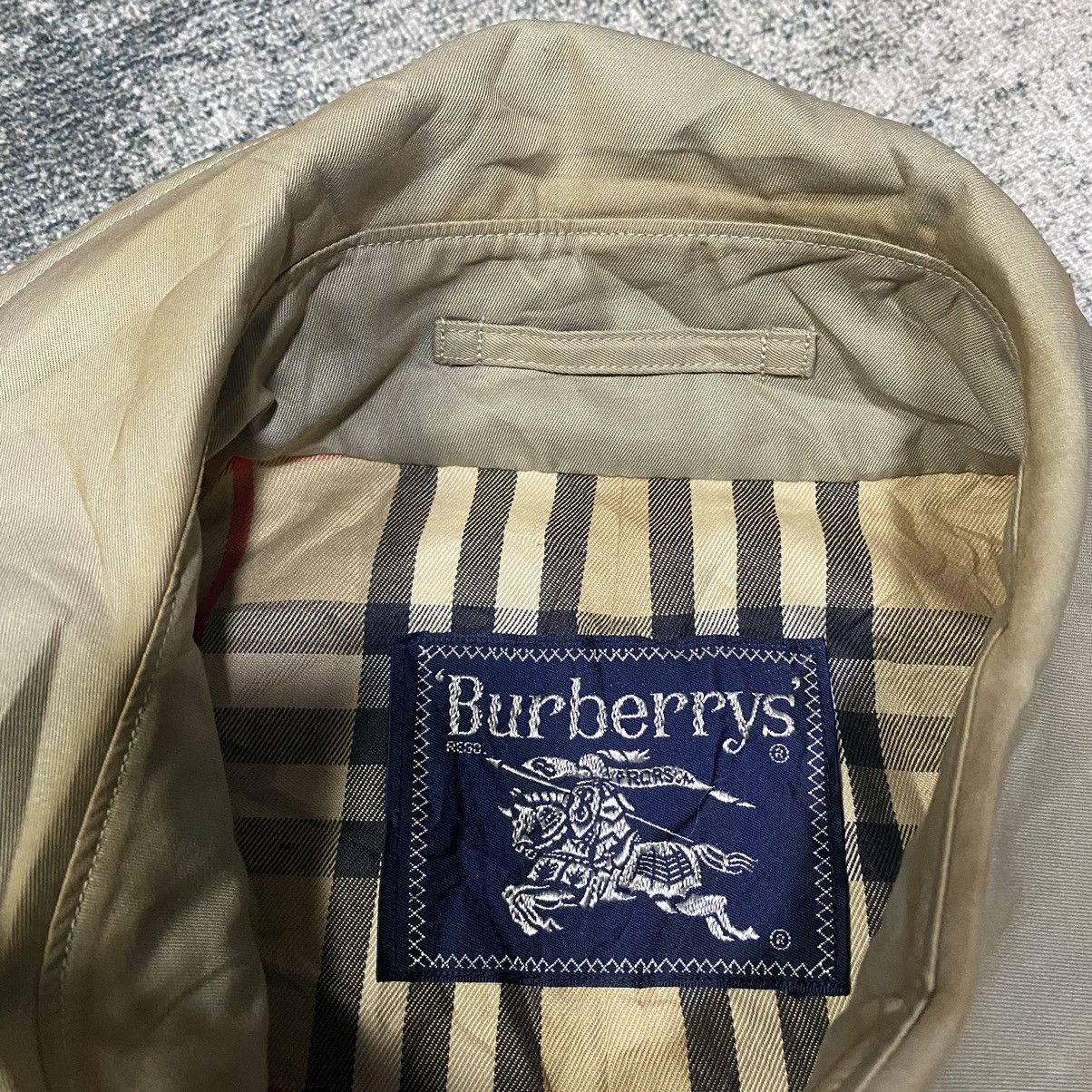 Burberry × Vintage Vintage Burberrys Long Jacket Bondage Nova Check Lining Size US L / EU 52-54 / 3 - 6 Thumbnail