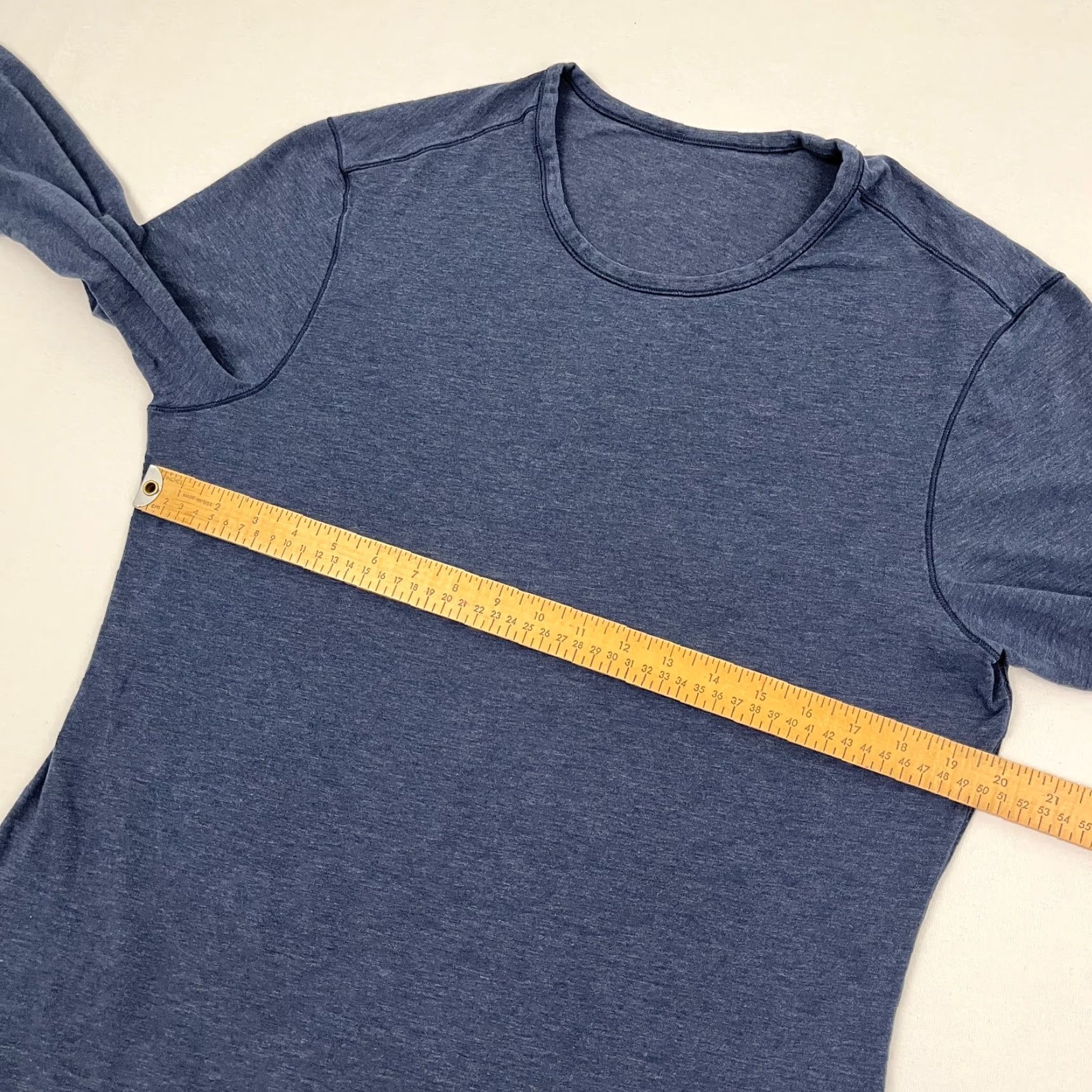 Lululemon Lululemon Shirt Mens S Slim Fit Blue Active Gym Performance Running Long Sleeve Size US S / EU 44-46 / 1 - 5 Thumbnail