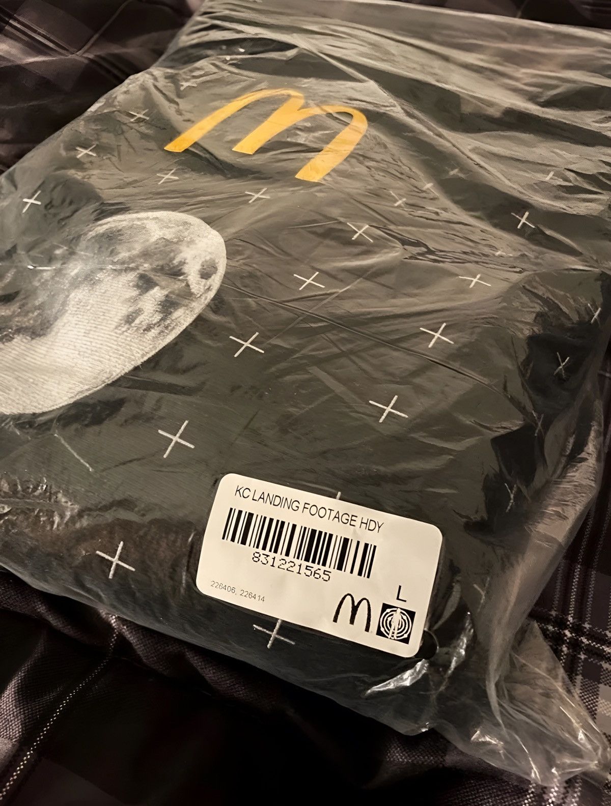 Kid Cudi Camp McDonald's Landing Footage Hoodie (Size L) Size US L / EU 52-54 / 3 - 3 Thumbnail
