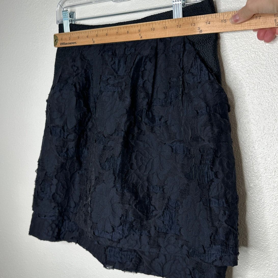 H&M H&M Black Tiered Jacquard Weave Lace Back Zip Mini Skirt 8 Size 30" / US 8 / IT 44 - 10 Thumbnail