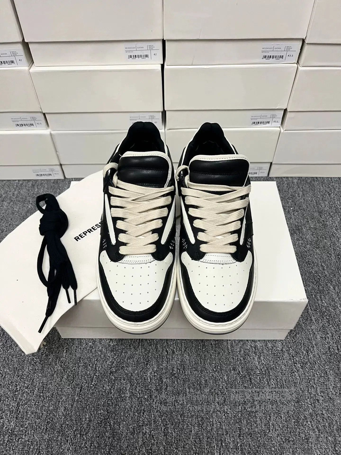 Represent Clo. Reptor Low Leather Casual Sneakers. Size US 10 / EU 43 - 3 Thumbnail