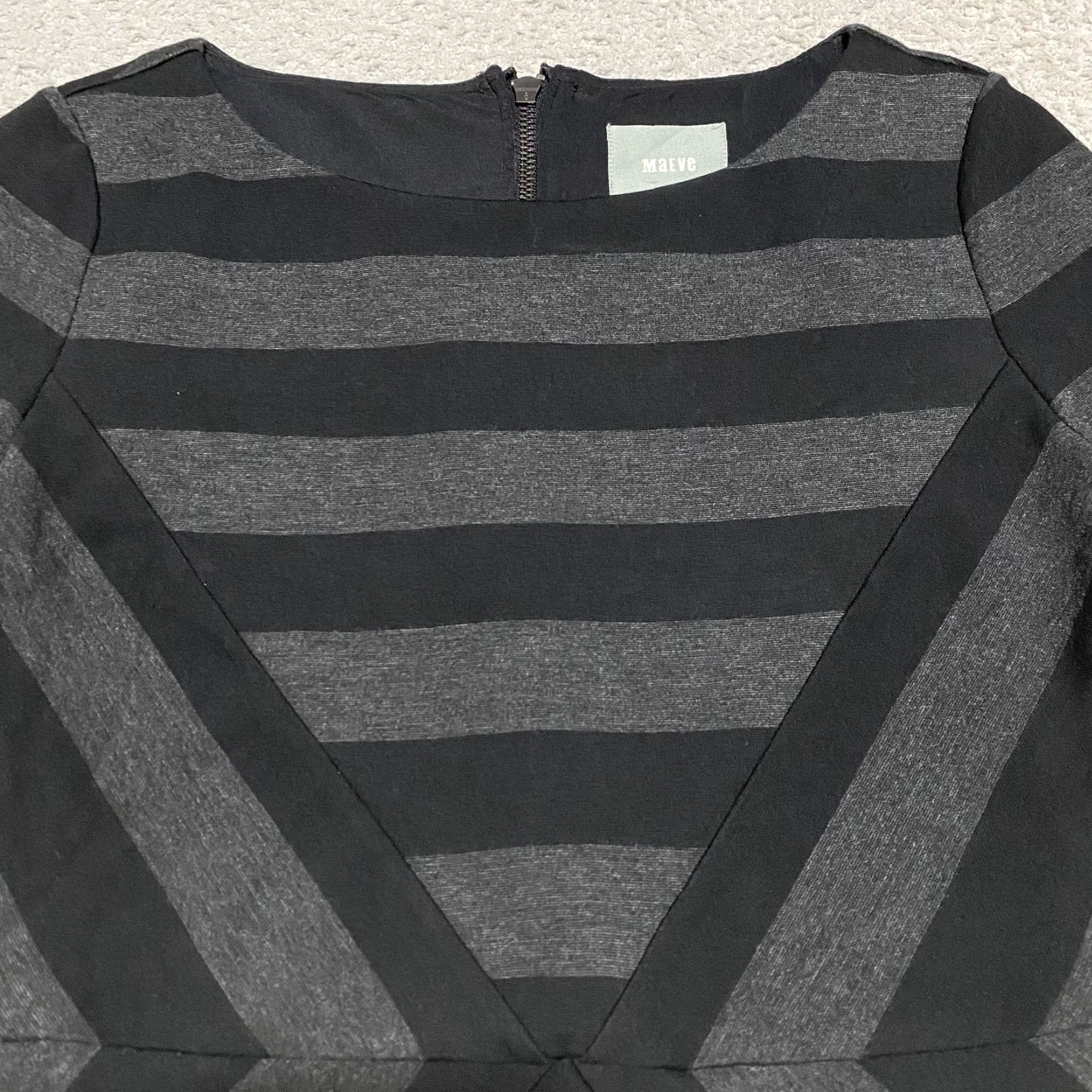 Vintage Maeve Dress Womens 6 Black Gray Striped Short Sleeve Midi Sheath Classic Stretch Size 28" / US 6 / IT 42 - 5 Thumbnail