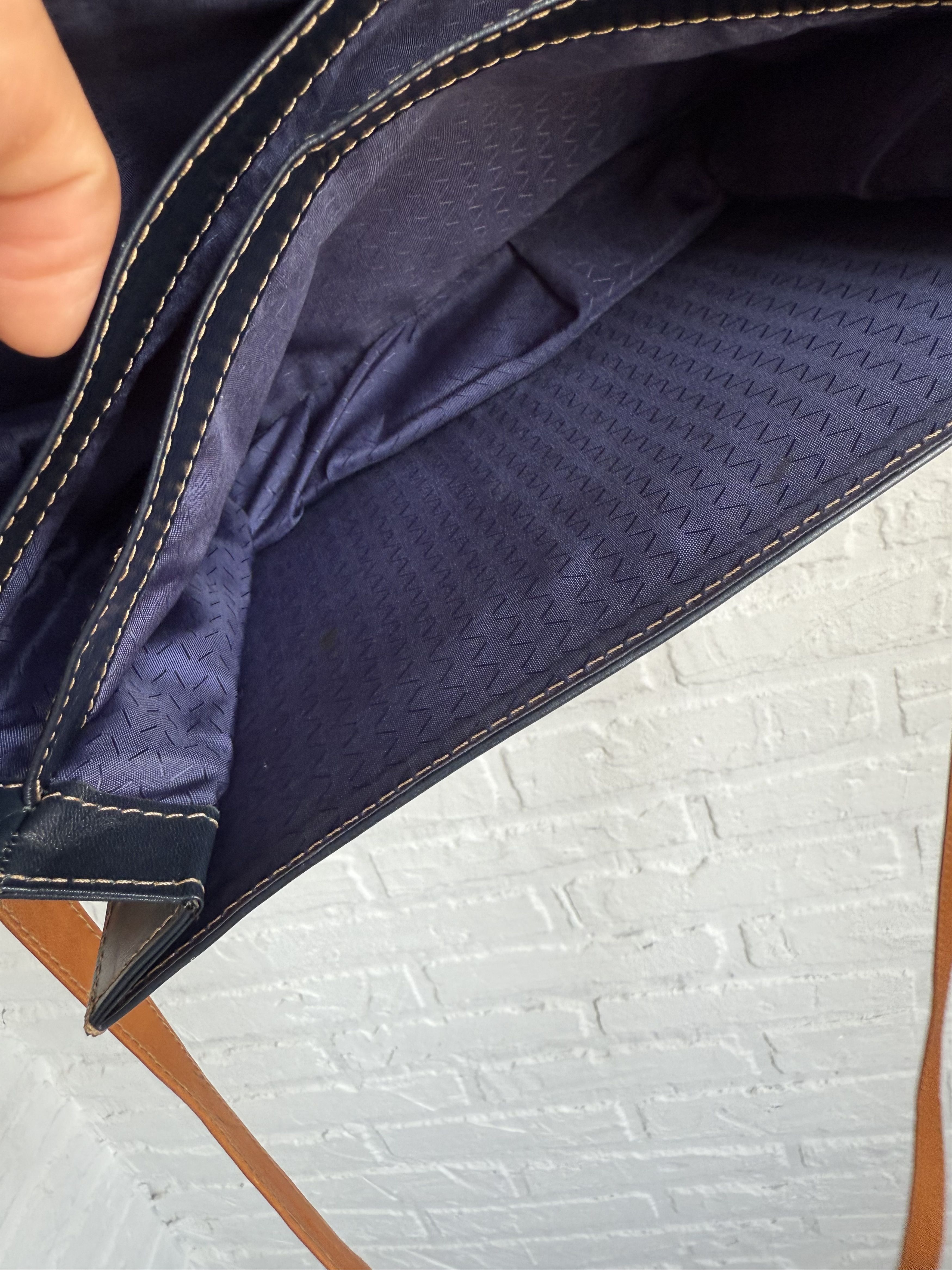 Kenzo Archive Vintage Kenzo leather messenger crossbody bag Size ONE SIZE - 12 Thumbnail