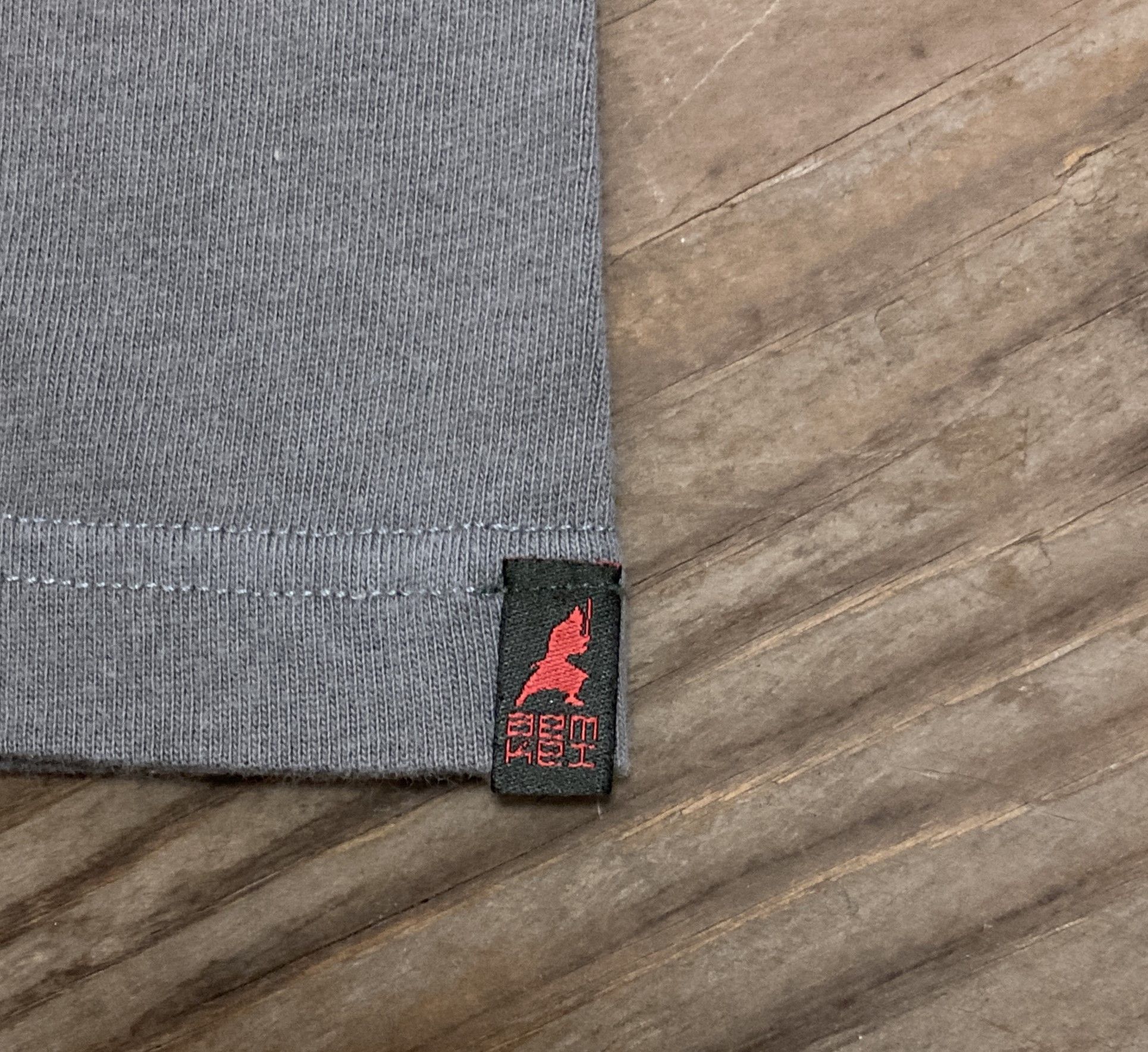 Aem'kei Vintage 1990s AEM'KEI Black Dragon T-Shirt Made In Portugal Size US S / EU 44-46 / 1 - 2 Thumbnail