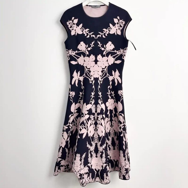 Alexander McQueen Alexander McQUEEN Multi-Color Dress in Size M 0089 Size M / US 6-8 / IT 42-44 - 1 Thumbnail