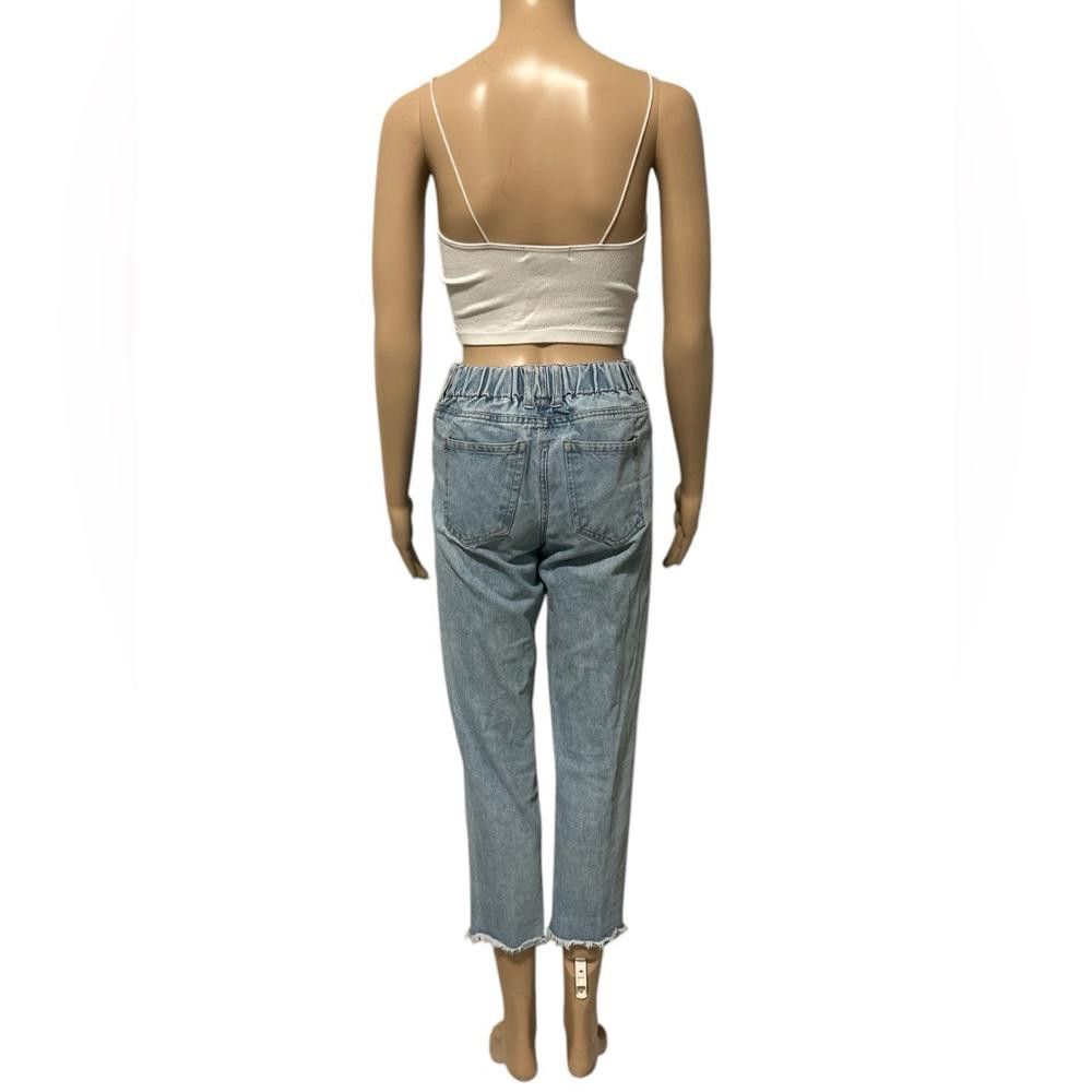 Designer High rise light wash garterized denim Size 26" / US 2 / IT 38 - 3 Thumbnail