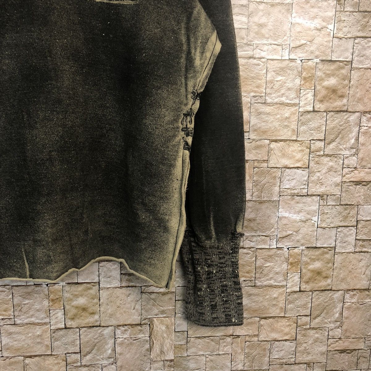 Vintage DLL The Frederichoms spain faded ripped Sweatshirt #A66 Size US XL / EU 56 / 4 - 5 Thumbnail