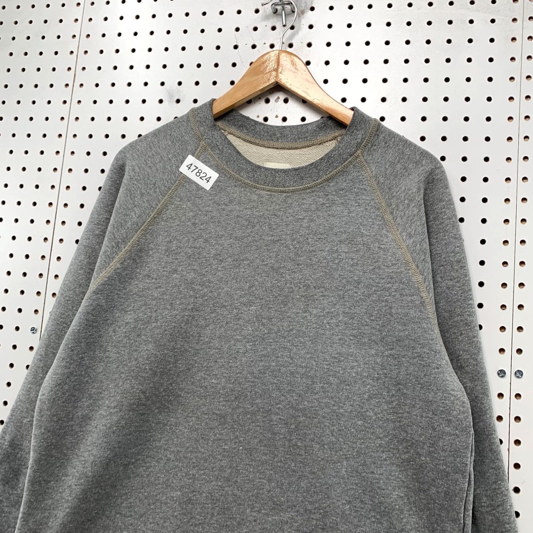 Flint And Tinder Flint and Tinder Sweatshirt Mens Large Gray Crewneck Retro Vintage Fleece USA Size US L / EU 52-54 / 3 - 6 Thumbnail