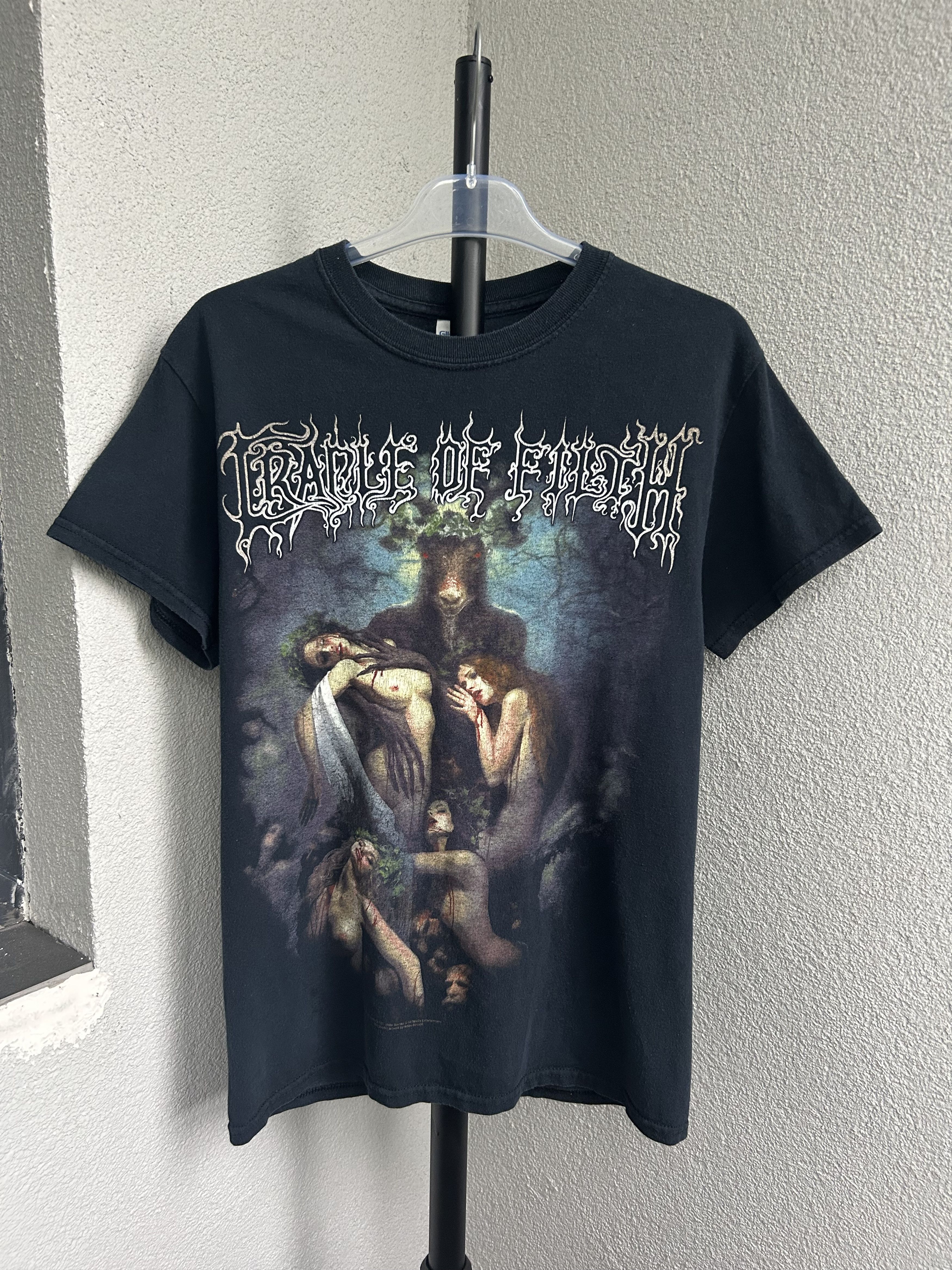 Band Tees Vintage 2015 Cradle of Filth Rock Band T-shirt Size US S / EU 44-46 / 1 - 1 Thumbnail