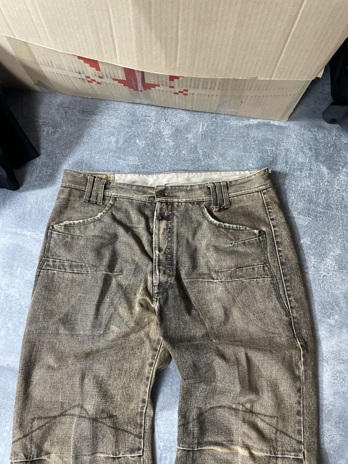 Marithe + Francois Girbaud Marithe Francois Girbaud vintage Y2K buttons pants jeans Size US 33 - 10 Thumbnail