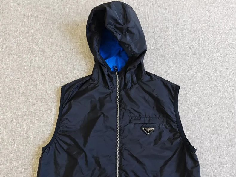 Prada Prada Men's vest hooded vest 2501-Nextarrow Size US S / EU 44-46 / 1 - 2 Thumbnail