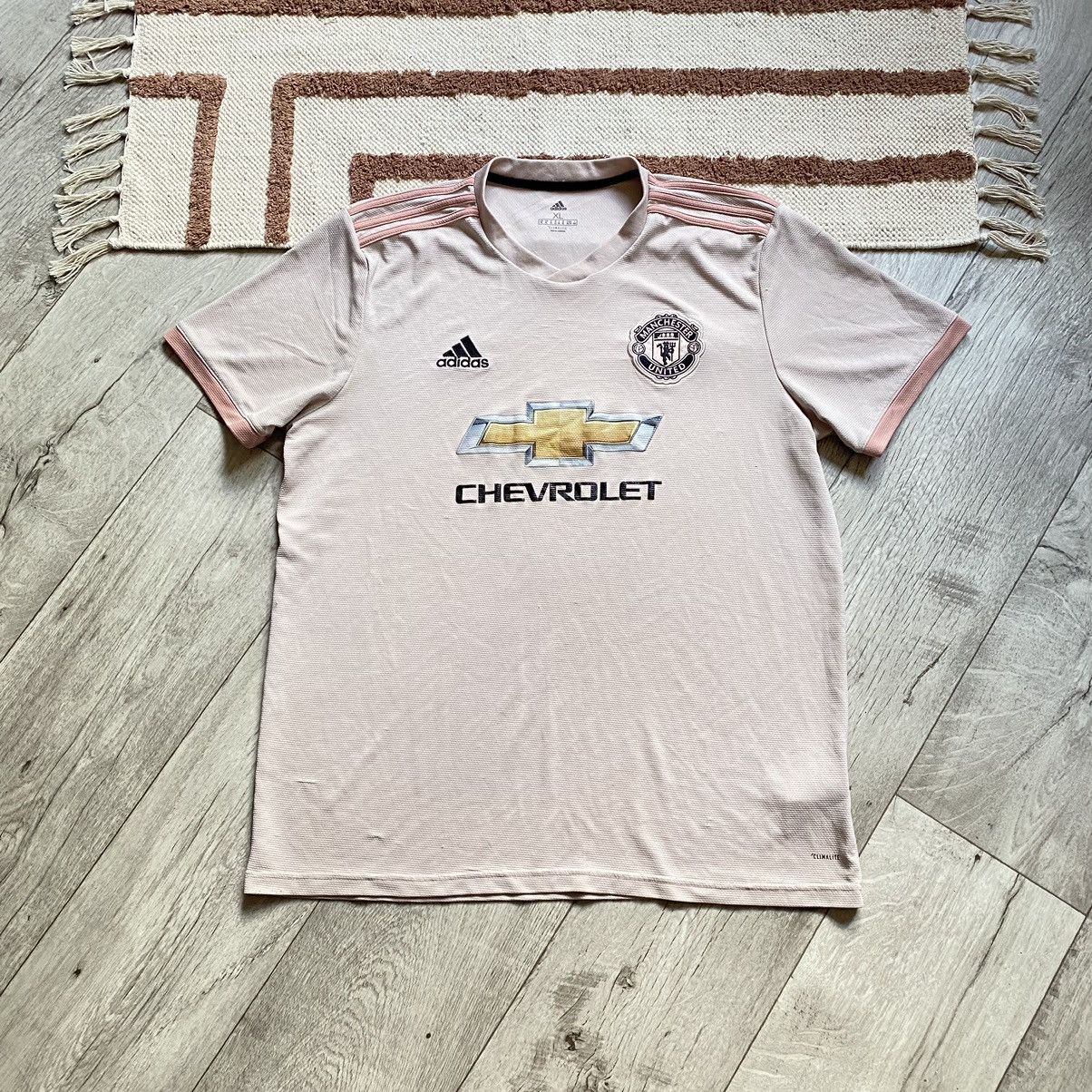 Manchester united peach jersey online