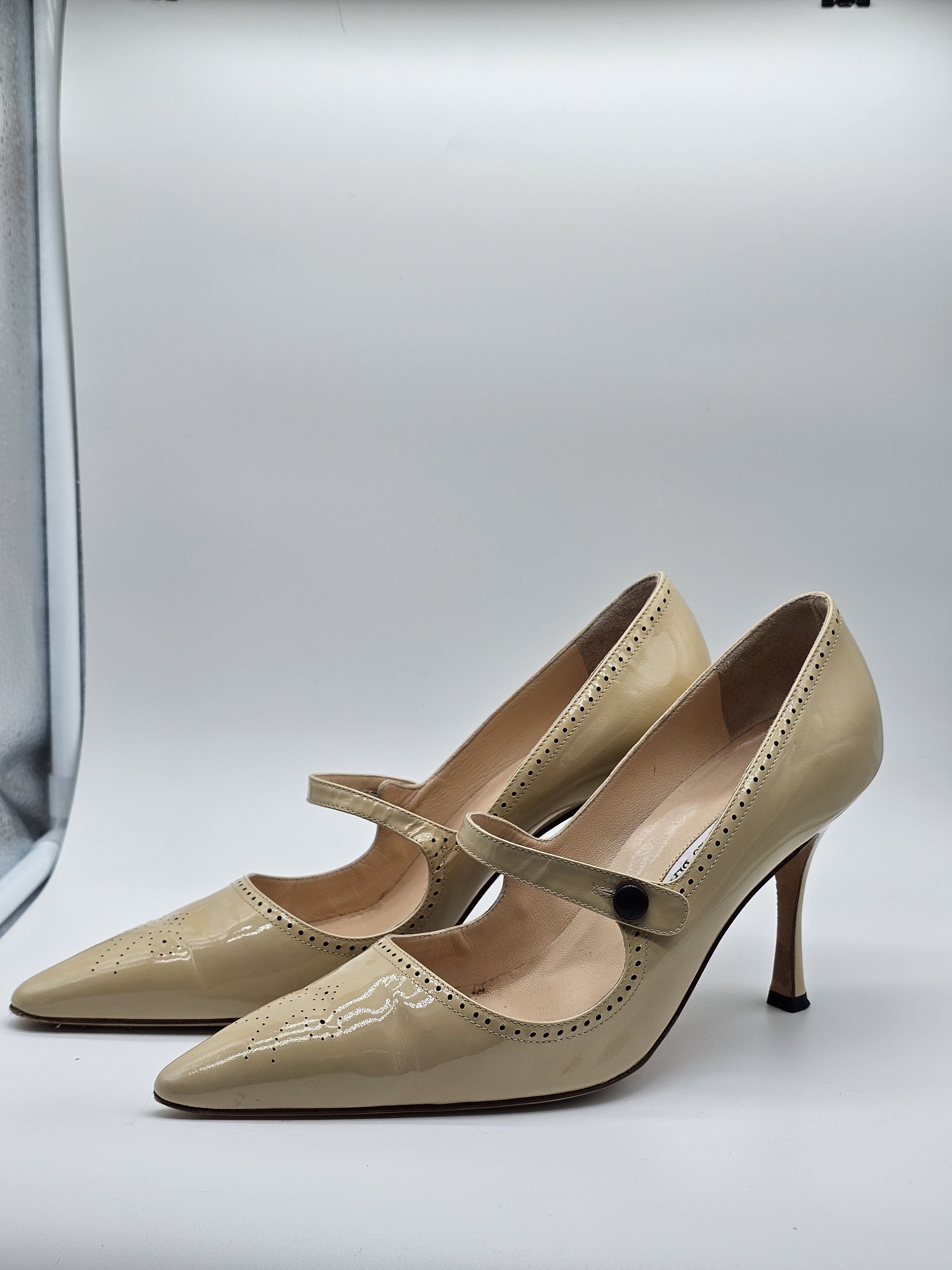Manolo Blahnik Manolo Blahnik Heels Size US 9.5 / IT 39.5 - 3 Thumbnail