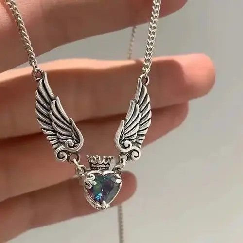 Japanese Brand Gothic Heart Crown Angel Wings Pendant Necklaces Size ONE SIZE - 2 Thumbnail