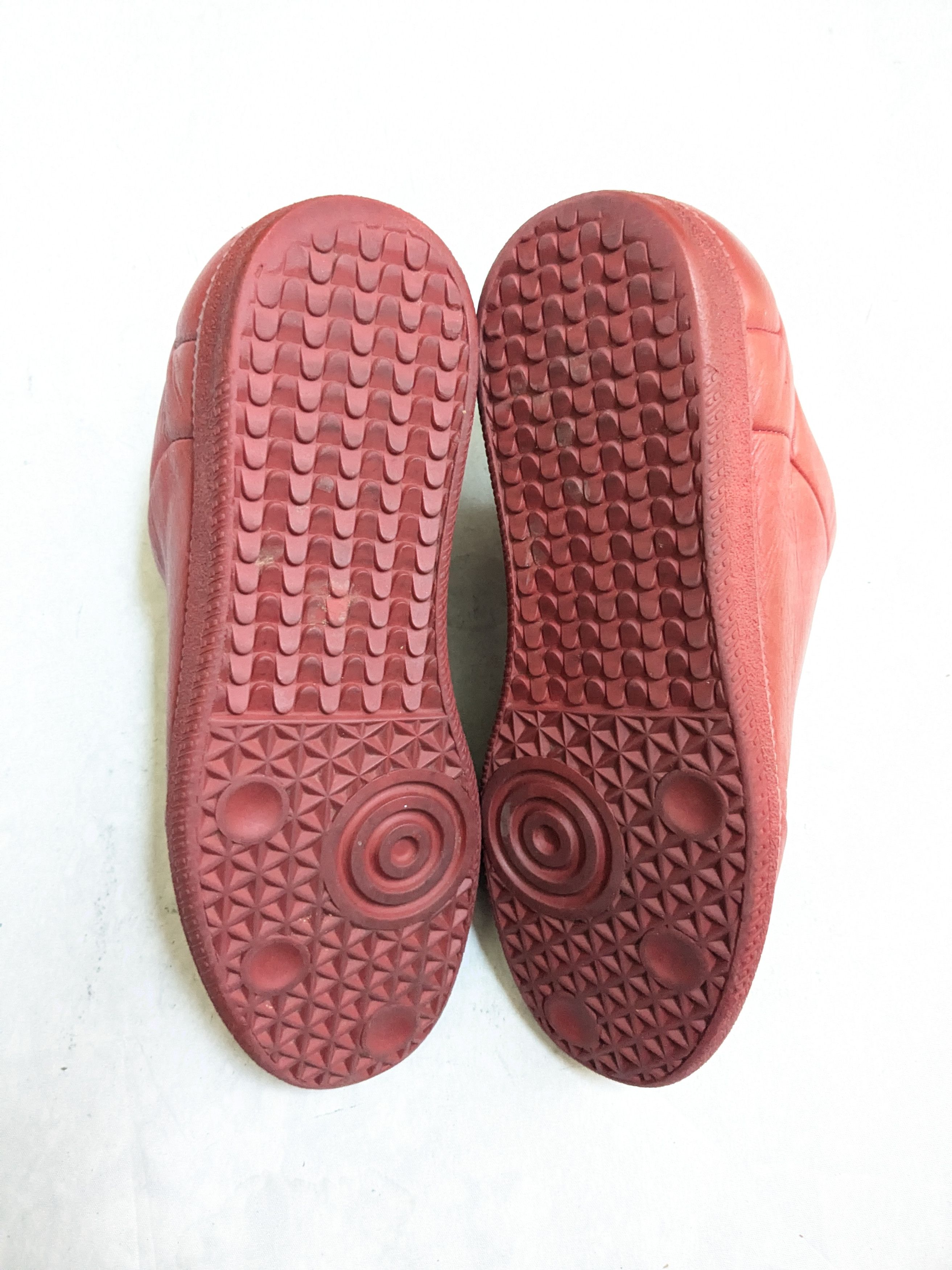 Maison Margiela Maison Margiela futures red 8 41 low tops leather Size US 8 / EU 41 - 16 Thumbnail