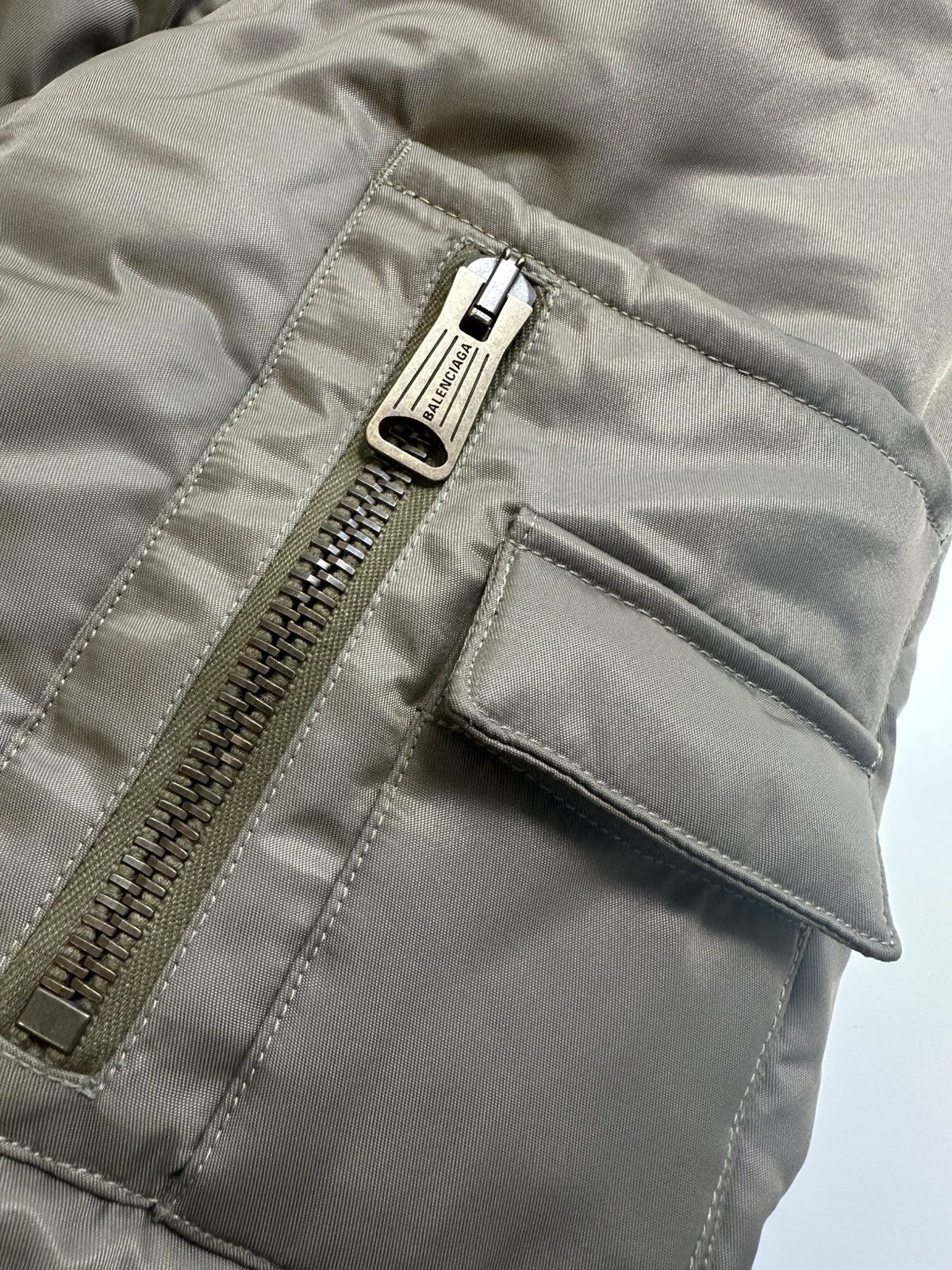 Balenciaga Balenciaga S23 „All In“ Bomber beige Size US XS / EU 42 / 0 - 11 Thumbnail