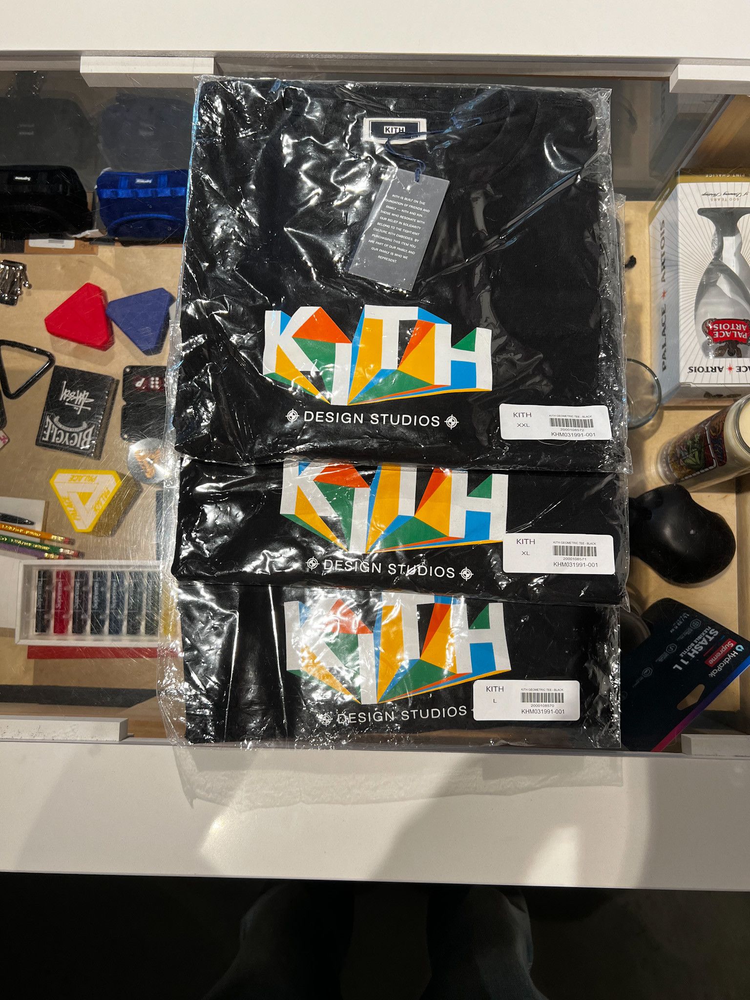 Kith Kith Geometric Tee Black • XL Size US XL / EU 56 / 4 - 2 Thumbnail
