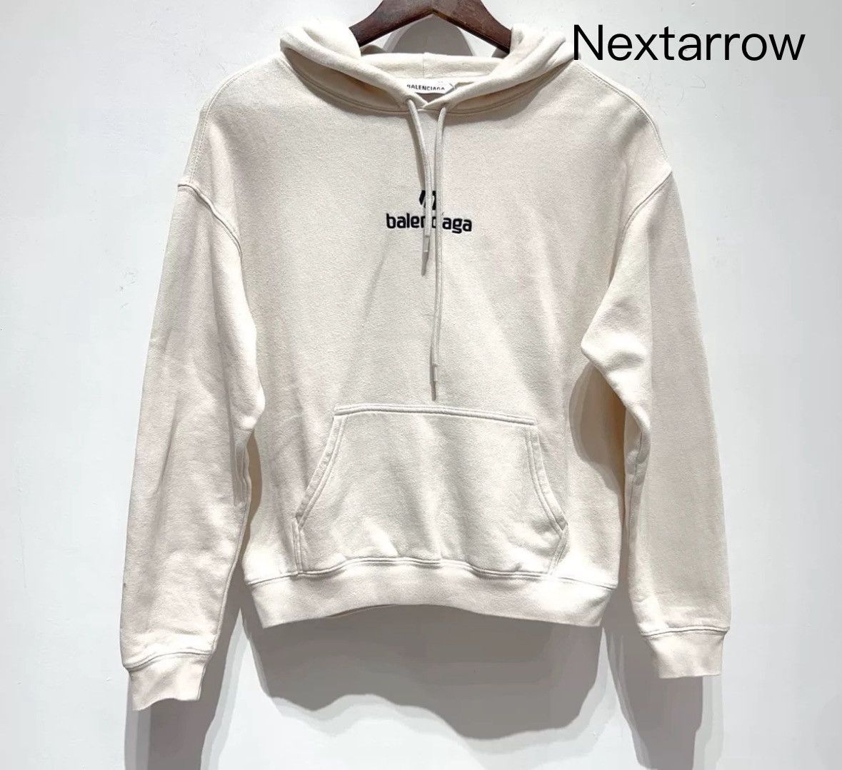 Balenciaga BALENCIAGA logo minimalist hooded sweatshirt Size US S / EU 44-46 / 1 - 1 Thumbnail