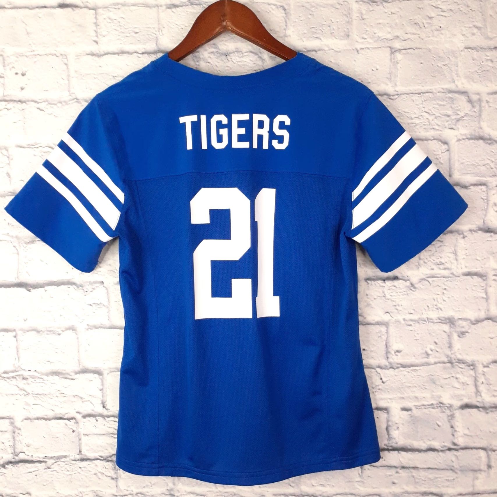 Nike Nike Dri Fit Memphis Tigers Jersey Short Sleeve Womens Small Blue Dri Fit Nike Tigers Jersey Womens Small Blue Size S / US 4 / IT 40 - 2 Thumbnail