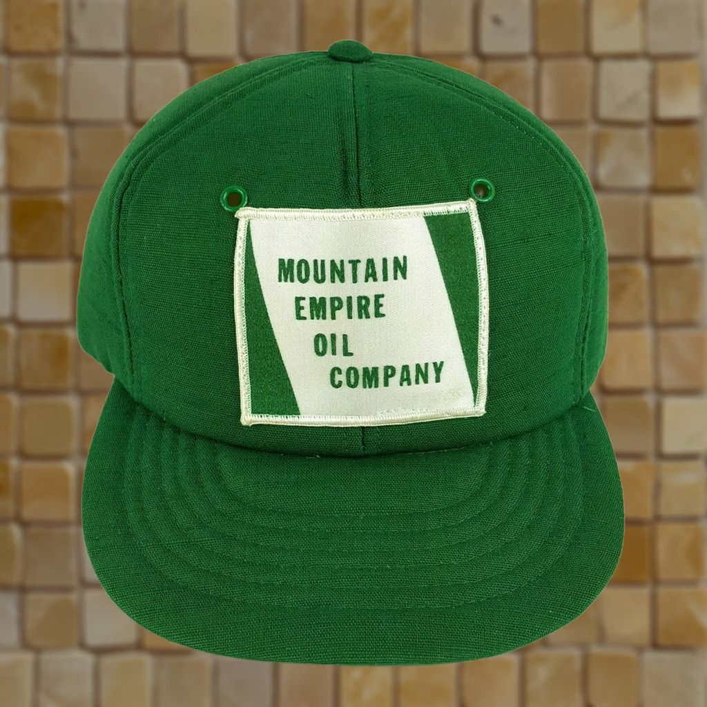 Vintage Vintage Snap-Back Foam Green Patch Trucker Hat Cap Men's Adjustable Embroidered Logo 80s Retro Oil Gas Transportation Size ONE SIZE - 1 Thumbnail