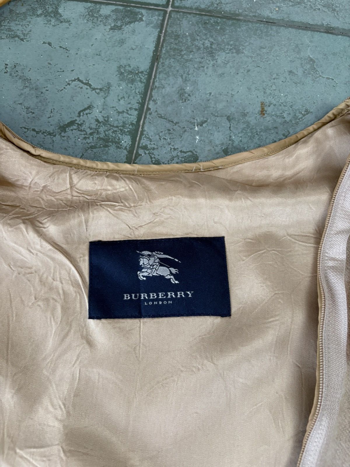 Burberry Vintage Burberry Nova Check Shorts Trench Coat Jacket Size US L / EU 52-54 / 3 - 10 Thumbnail