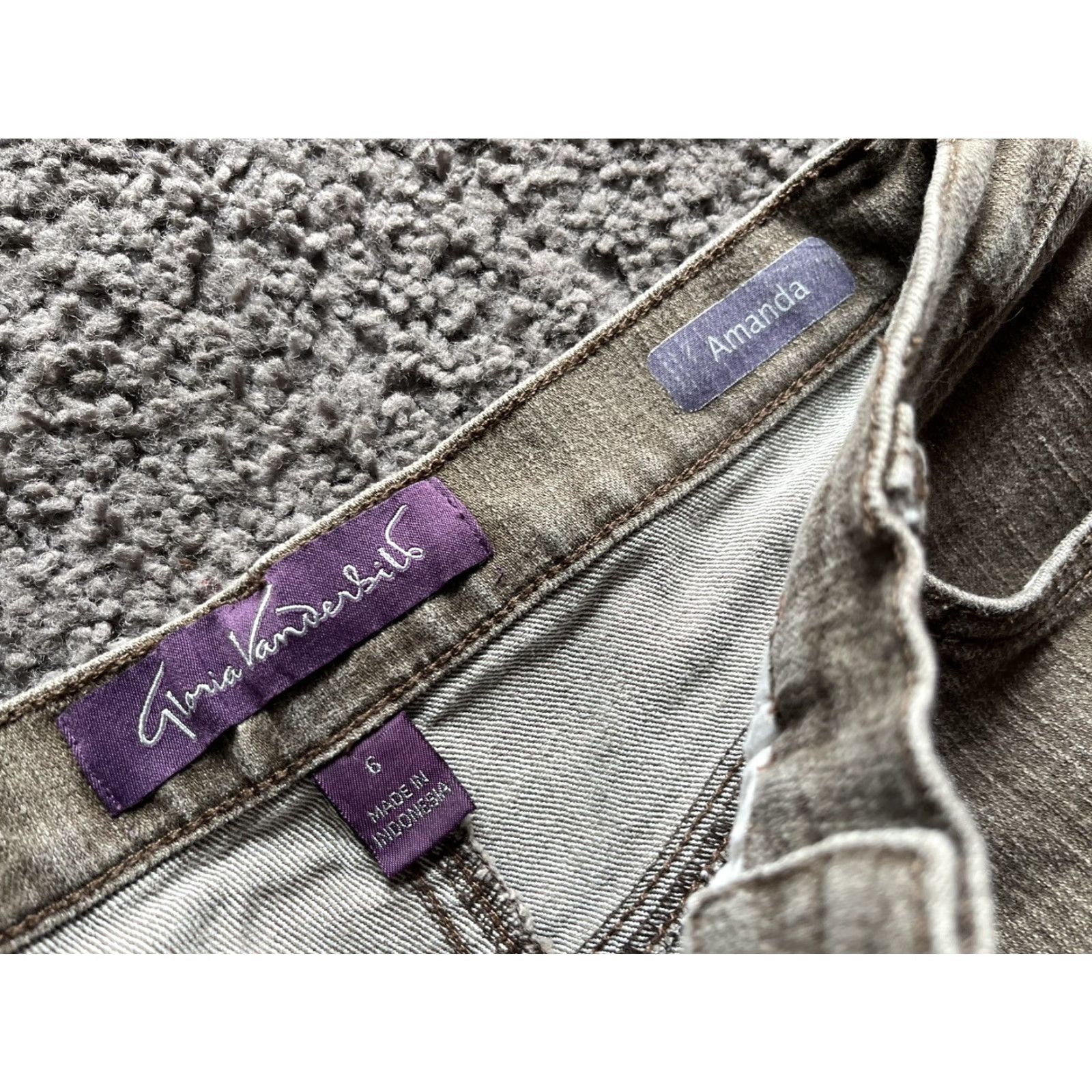 Gloria Vanderbilt Gloria Vanderbilt Amanda Jeans Women 6 Brown Khaki Tapered Jean Size 28" / US 6 / IT 42 - 5 Thumbnail