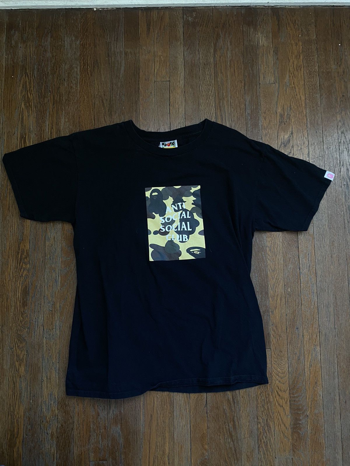 Bape × Japanese Brand BAPE x ASSC Rare Size US M / EU 48-50 / 2 - 1 Thumbnail