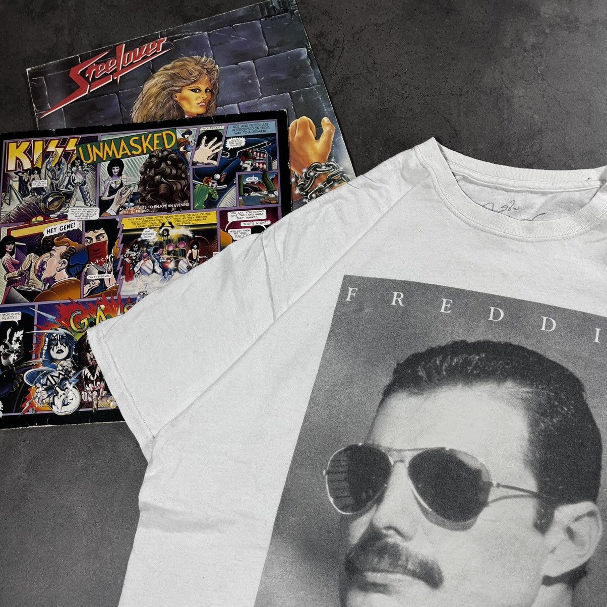 Band Tees Vintage 00s Freddie Mercury Queen Rock Metal Tshirt Tee Size US XL / EU 56 / 4 - 7 Thumbnail
