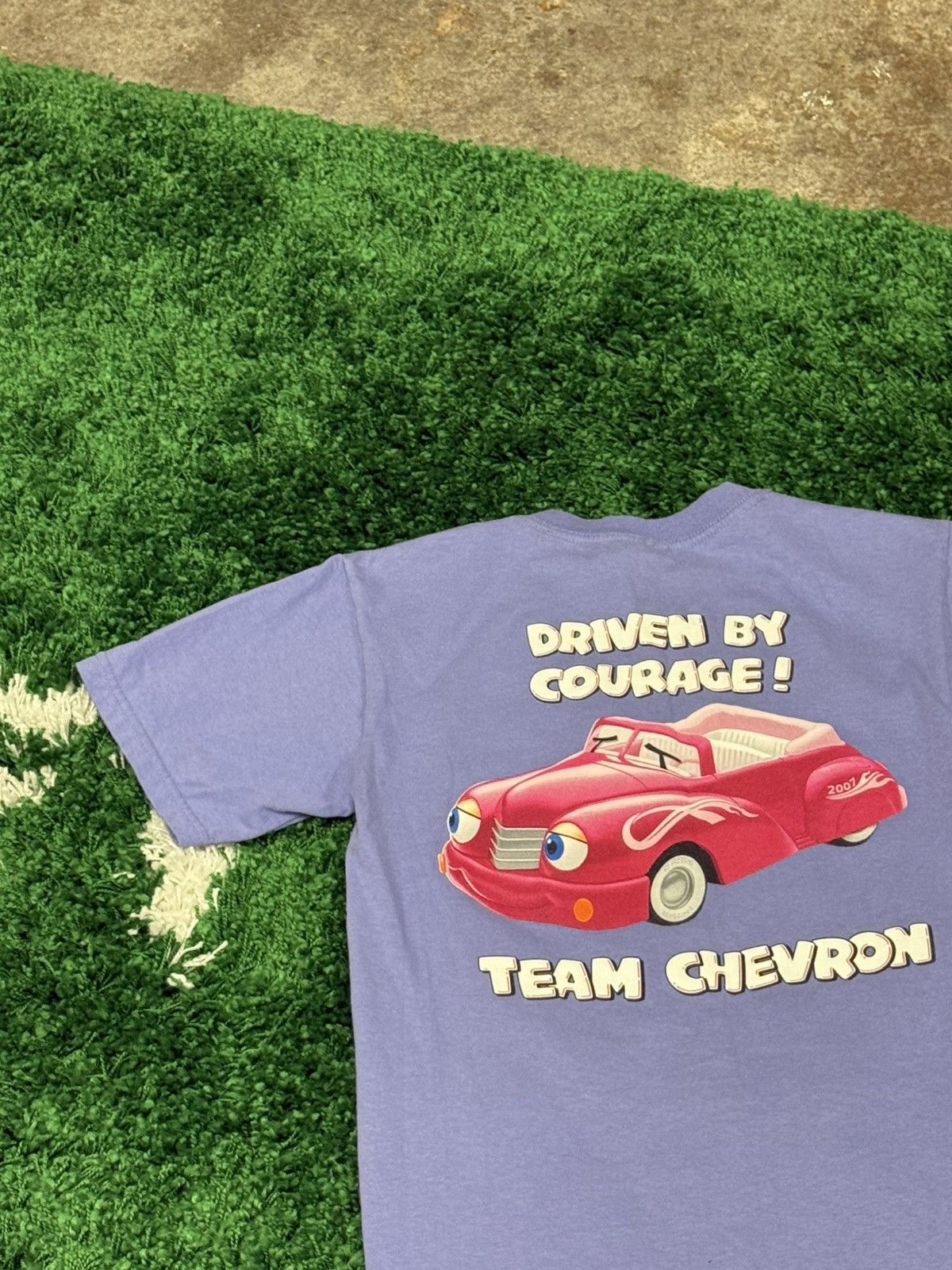 Vintage RARE Vintage Chevron Car Gildan Y2K Cartoon 00s Logo Tee Size US S / EU 44-46 / 1 - 2 Thumbnail