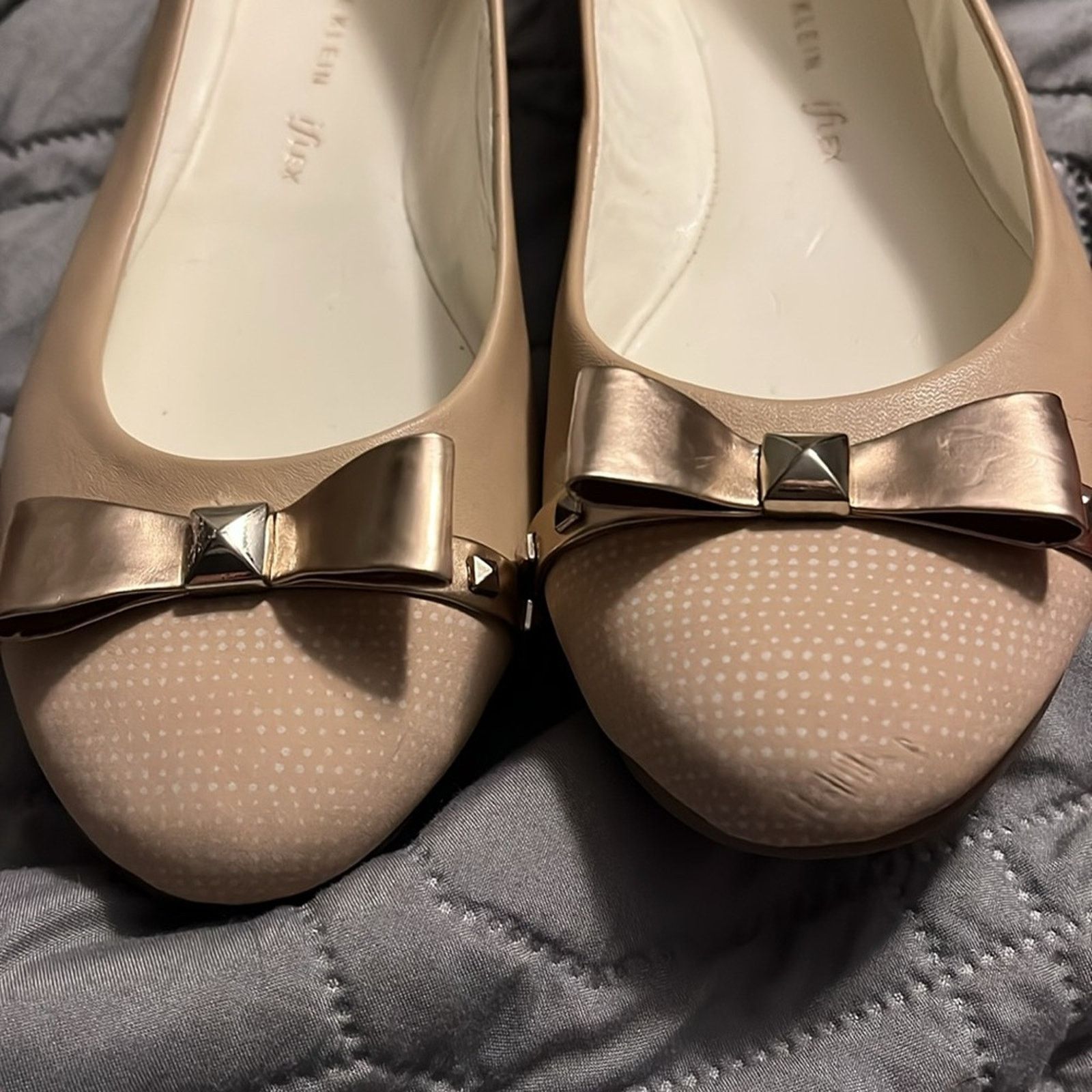 Anne Klein Anne Klein Jocelyne Cream ballet Flats with Metallic Bow 6.5 Size US 6.5 / IT 36.5 - 2 Thumbnail