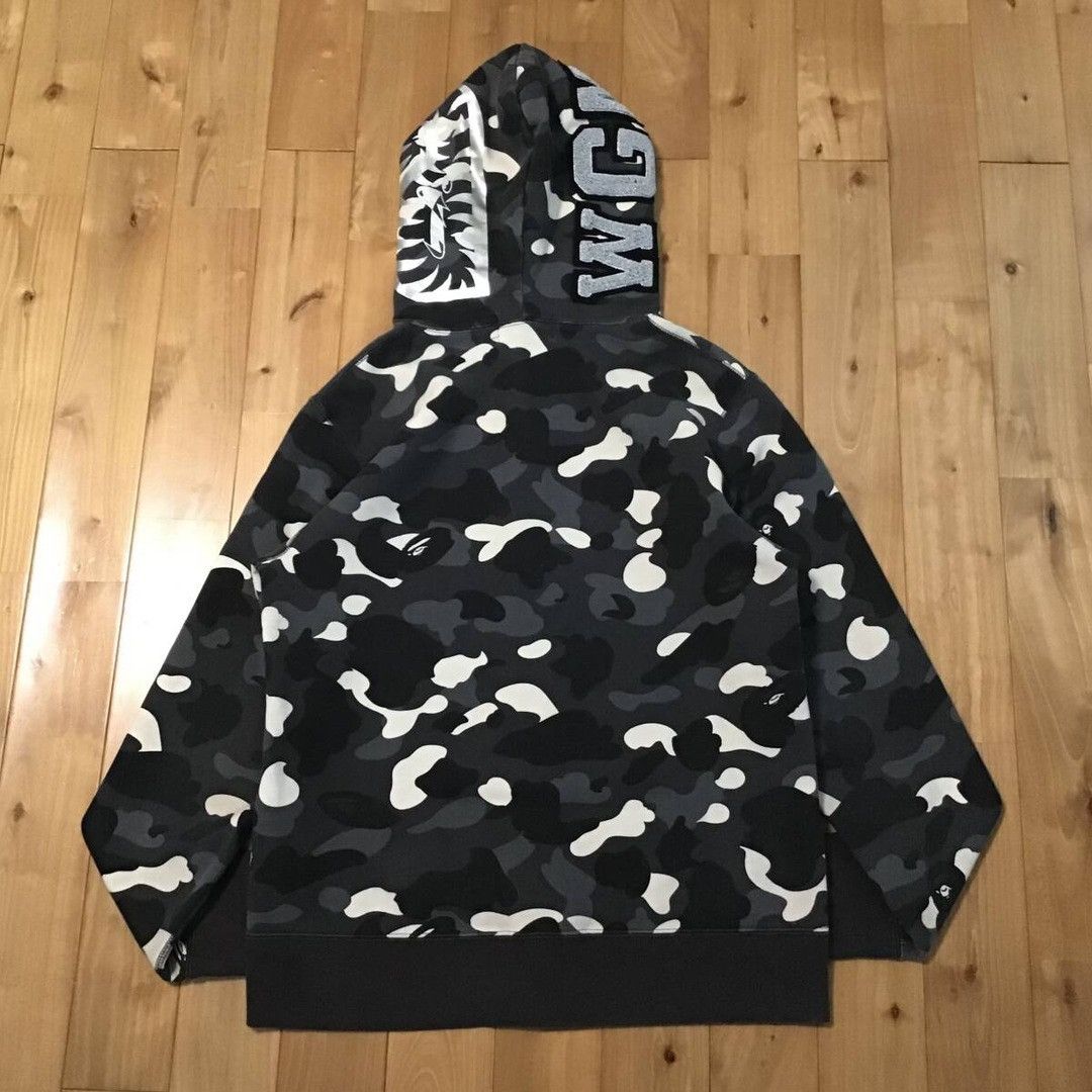 Bape 💫Glow in the dark💫 BAPE City camo shark full zip hoodie APE Size US M / EU 48-50 / 2 - 3 Thumbnail