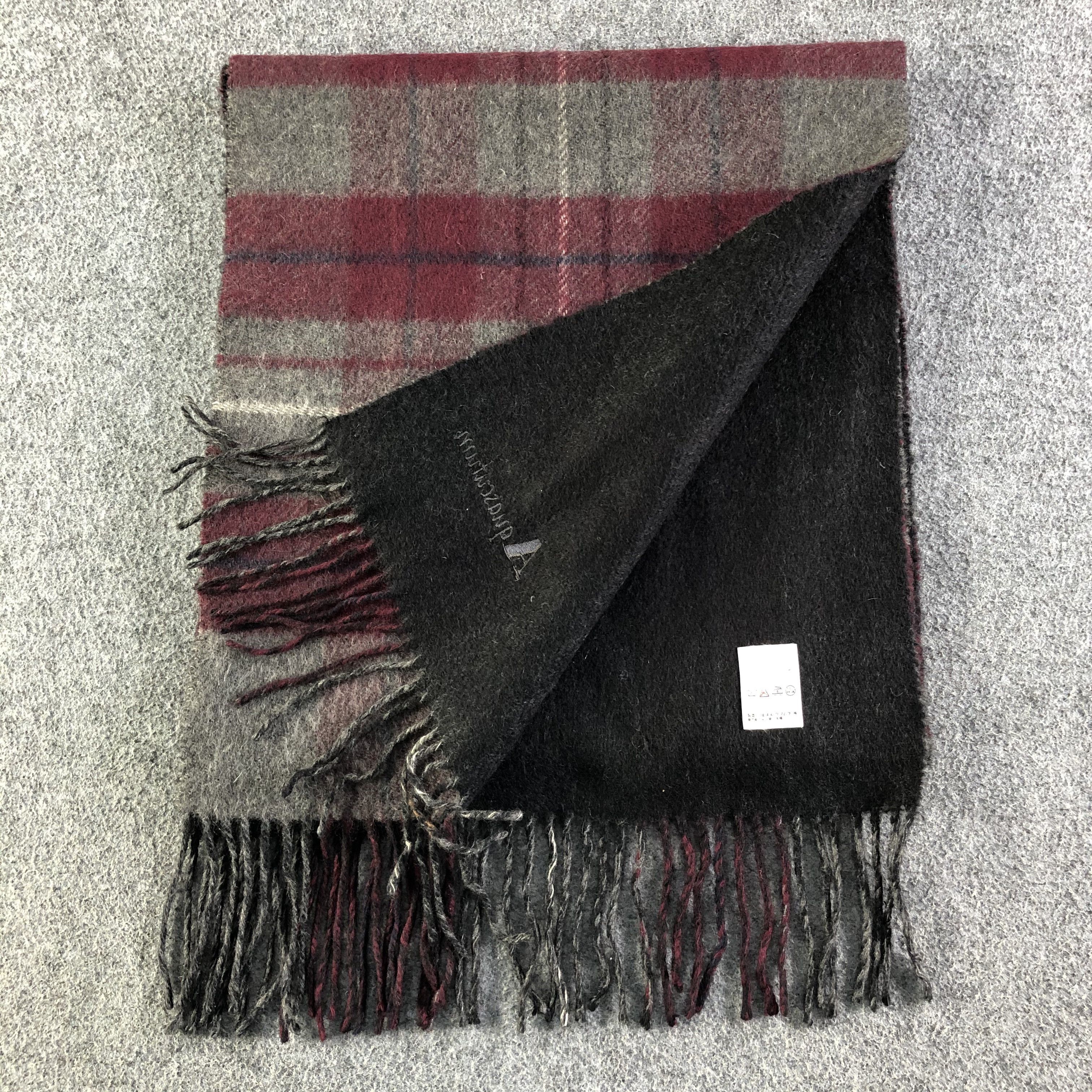 Aquascutum Aquasqutum Scarf / Muffler / Neckwear Size ONE SIZE - 6 Thumbnail