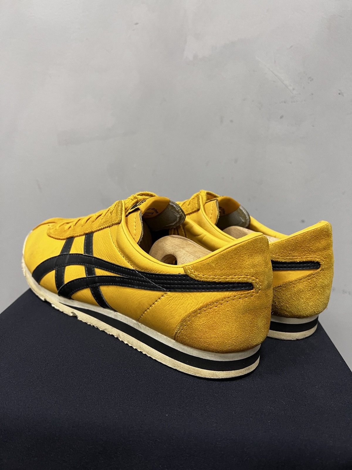Onitsuka Tiger Onitsuka Tiger stripes yellow kill bill style hype fashion Size US 14 / EU 47 - 9 Thumbnail