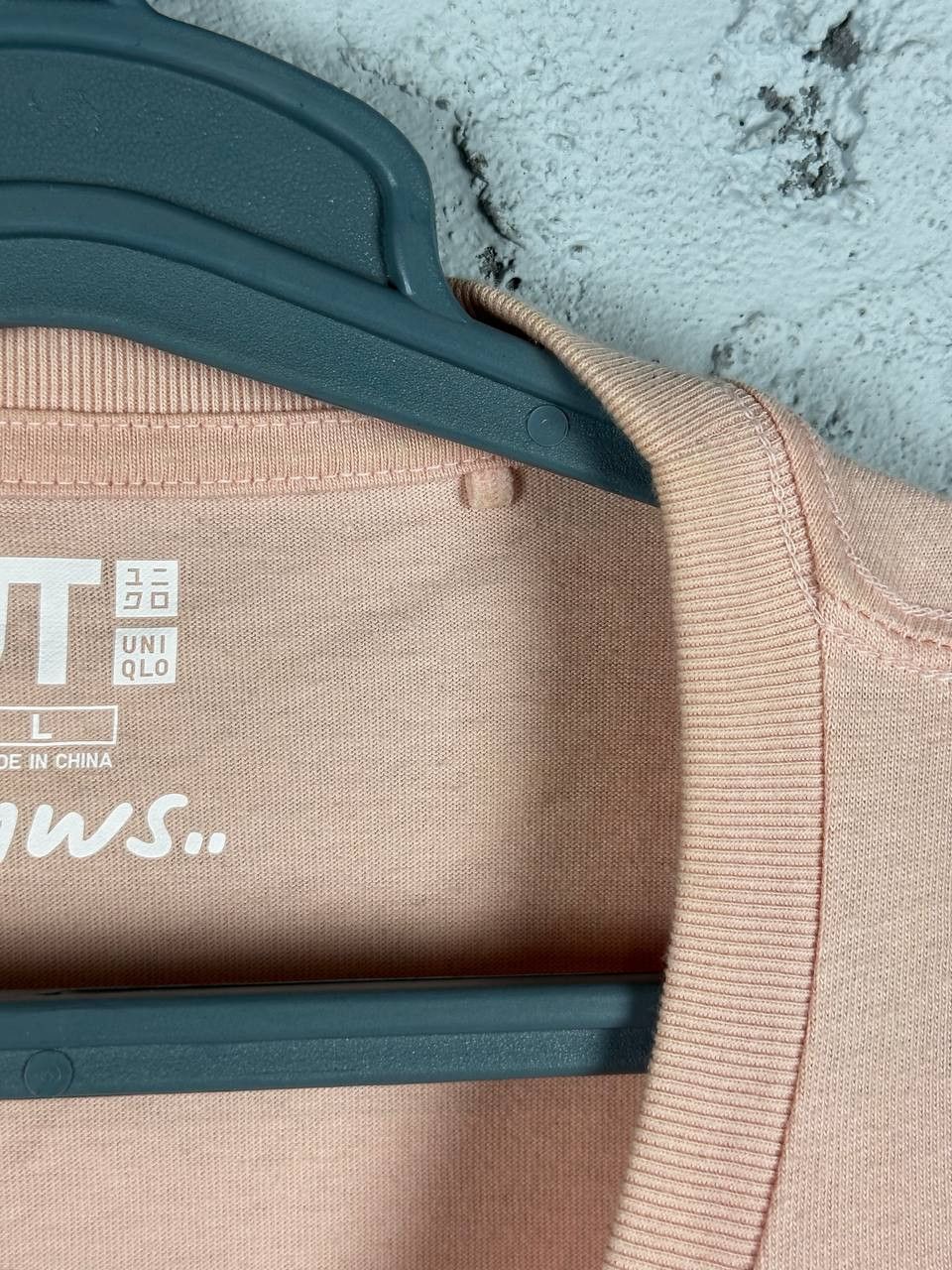 Kaws × Uniqlo Uniqlo x Kaws Companion Tee Pink Large Size US L / EU 52-54 / 3 - 6 Thumbnail
