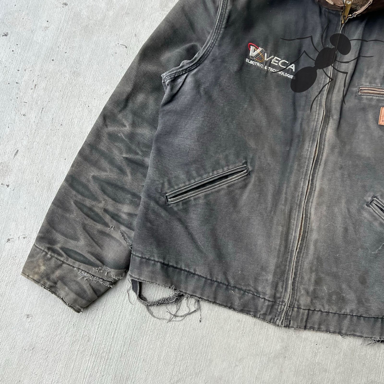 Carhartt × Vintage Carhartt J97 BLK faded black detroit work wear jacket Size US L / EU 52-54 / 3 - 2 Thumbnail