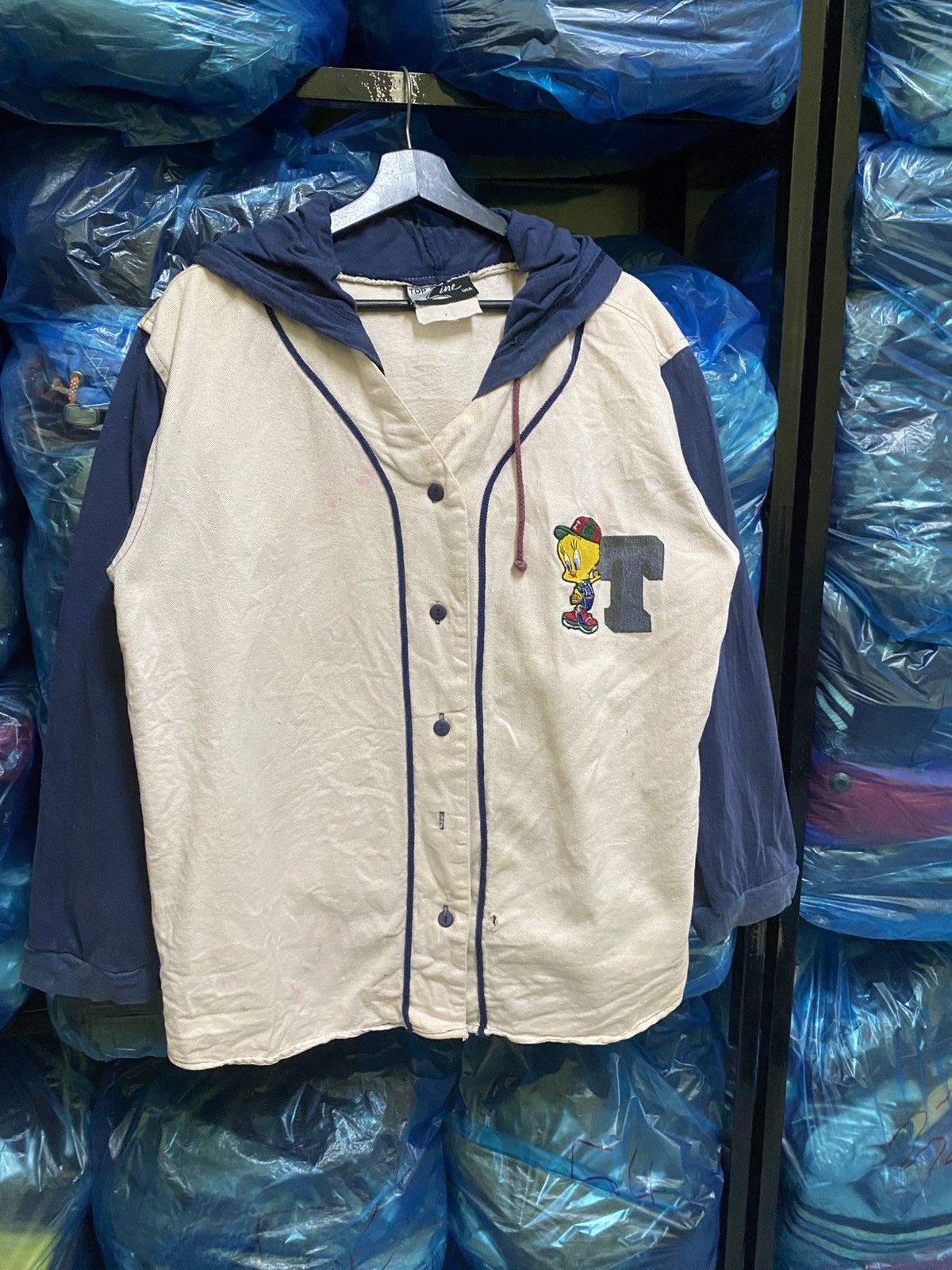 Vintage VINTAGE 90S LOONEY TUNES BASEBALL JERSEY Size US M / EU 48-50 / 2 - 3 Thumbnail