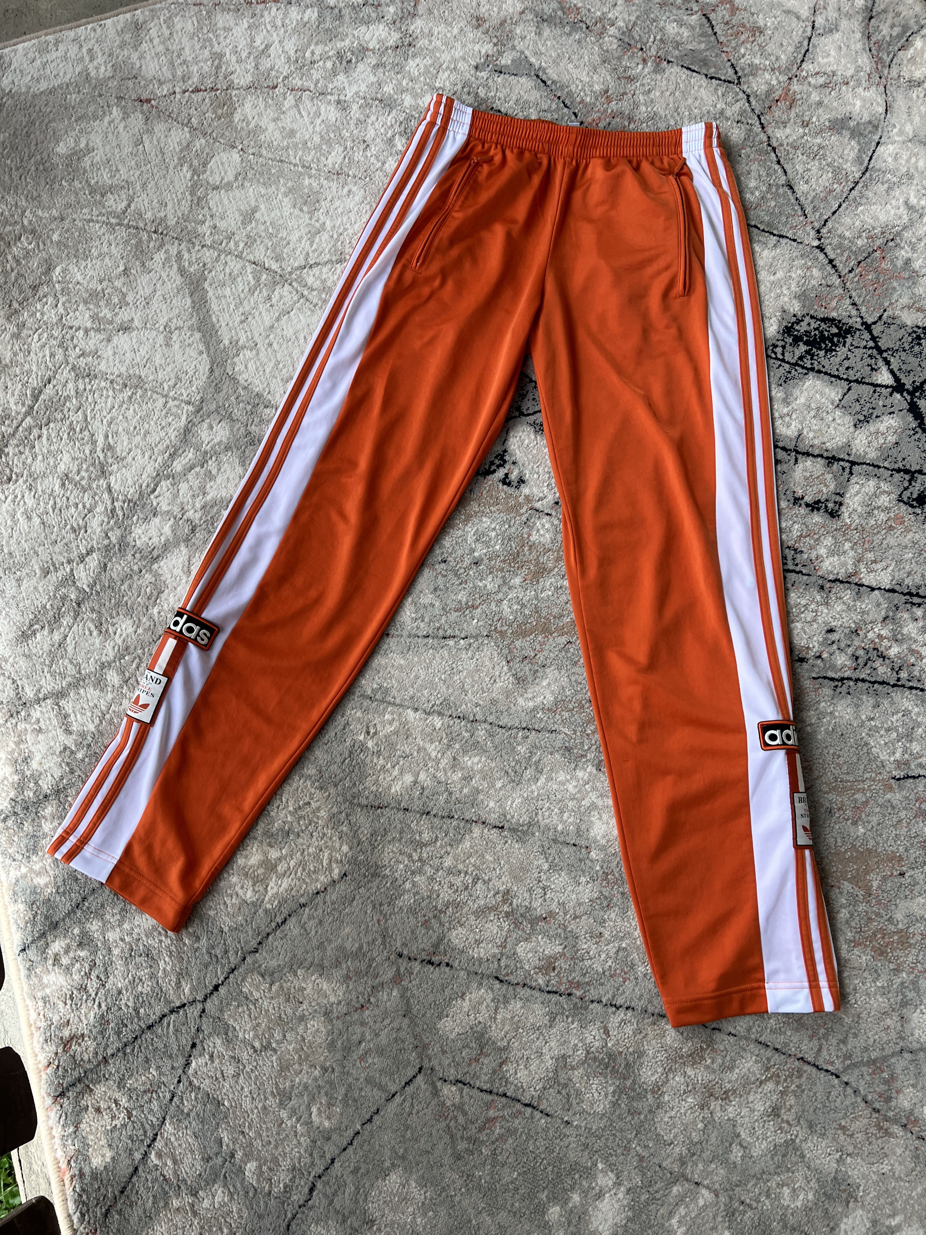 Adidas Adidas Sweatpants Size US 32 / EU 48 - 1 Thumbnail