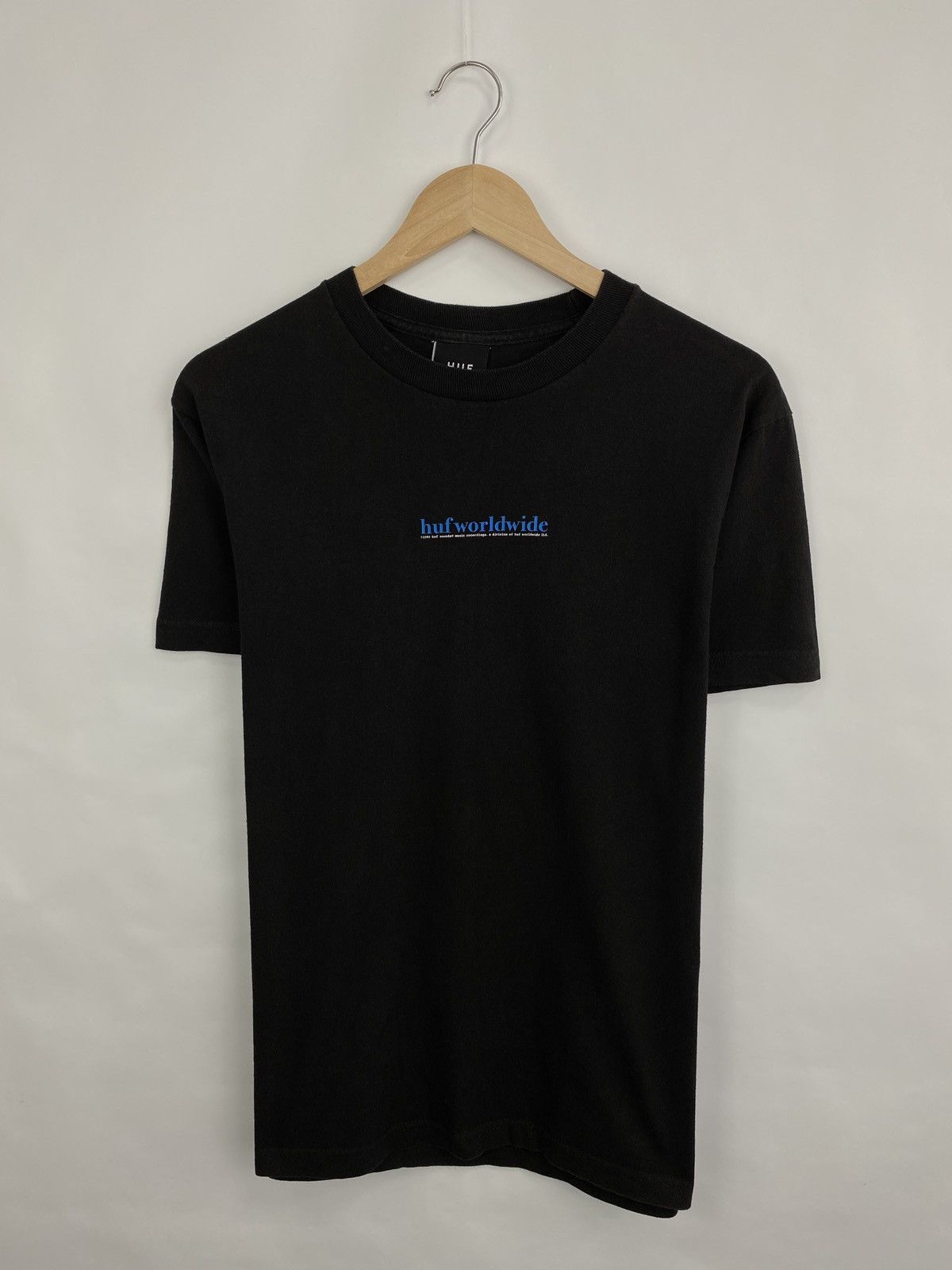 Huf Vintage 1984 Huf Worldwide Art T-Shirt Skateboards Rare Hype Size US M / EU 48-50 / 2 - 2 Thumbnail