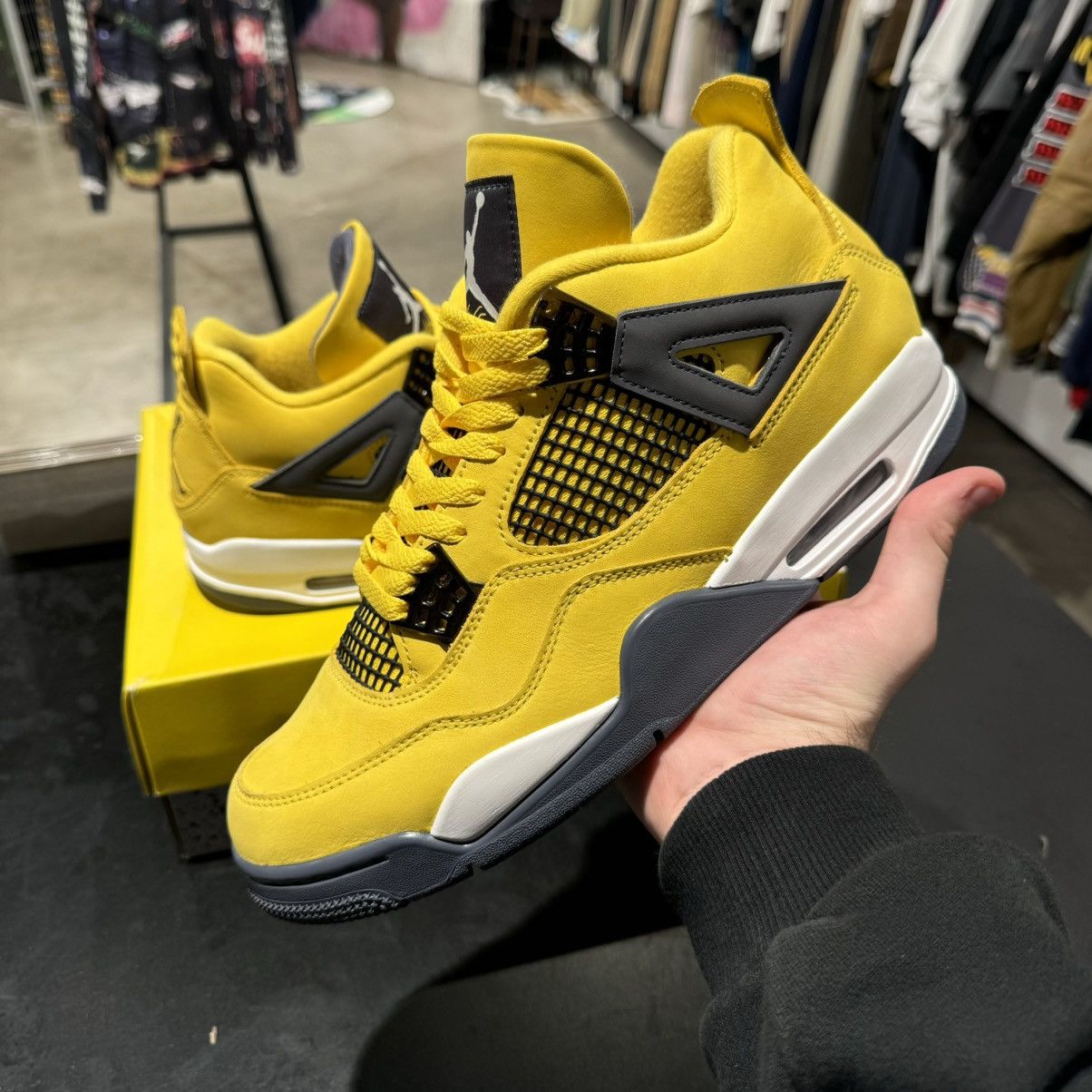 Jordan Brand Jordan 4 Retro Yellow Lightning Size US 10 / EU 43 - 1 Thumbnail