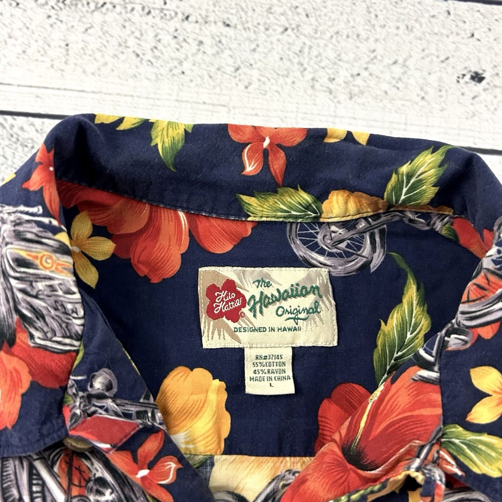 Hilo Hattie Hilo Hattie Short Sleeve Hawaiian Button-Up Shirt Men's L Blue Size US L / EU 52-54 / 3 - 2 Thumbnail